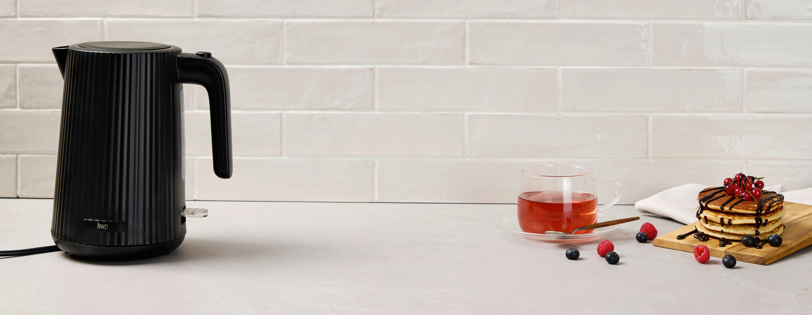 WASSERKOCHER 1.7 l  - Schwarz, Trend, Kunststoff/Metall (21,8/15,4/23,8cm) - Homeware Profession.