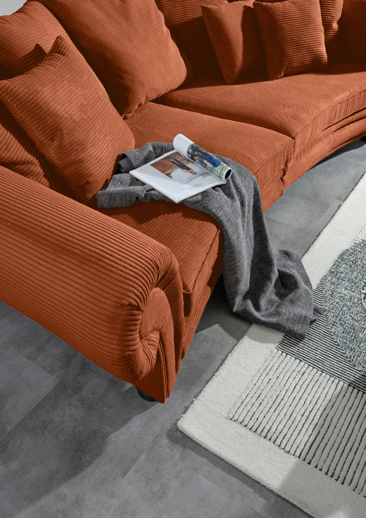 MEGASOFA Cord Terracotta  - Terracotta/Schwarz, ROMANTIK / LANDHAUS, Holz/Textil (276/81/140cm) - Landscape
