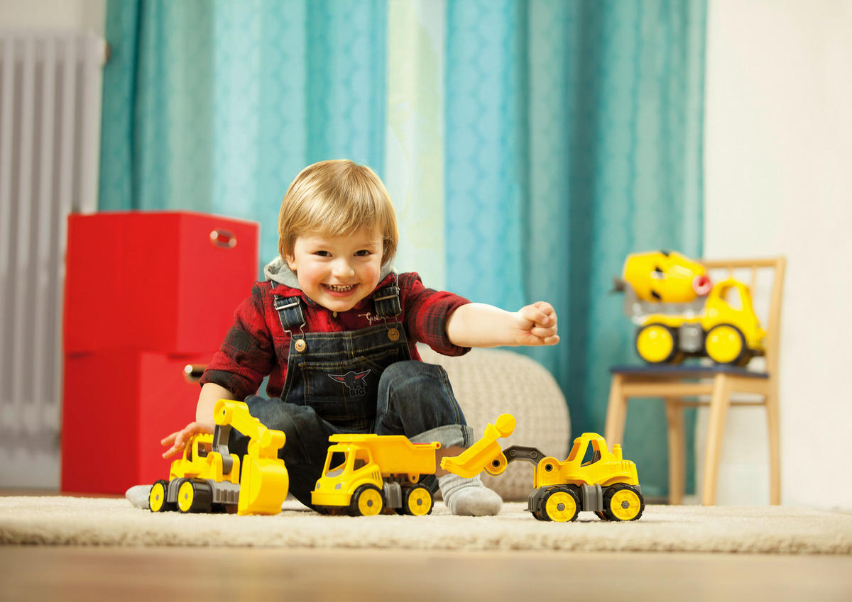 AUTÍČKO - HRAČKA - černá/žlutá, Basics, plast (25/11/14cm) - Simba