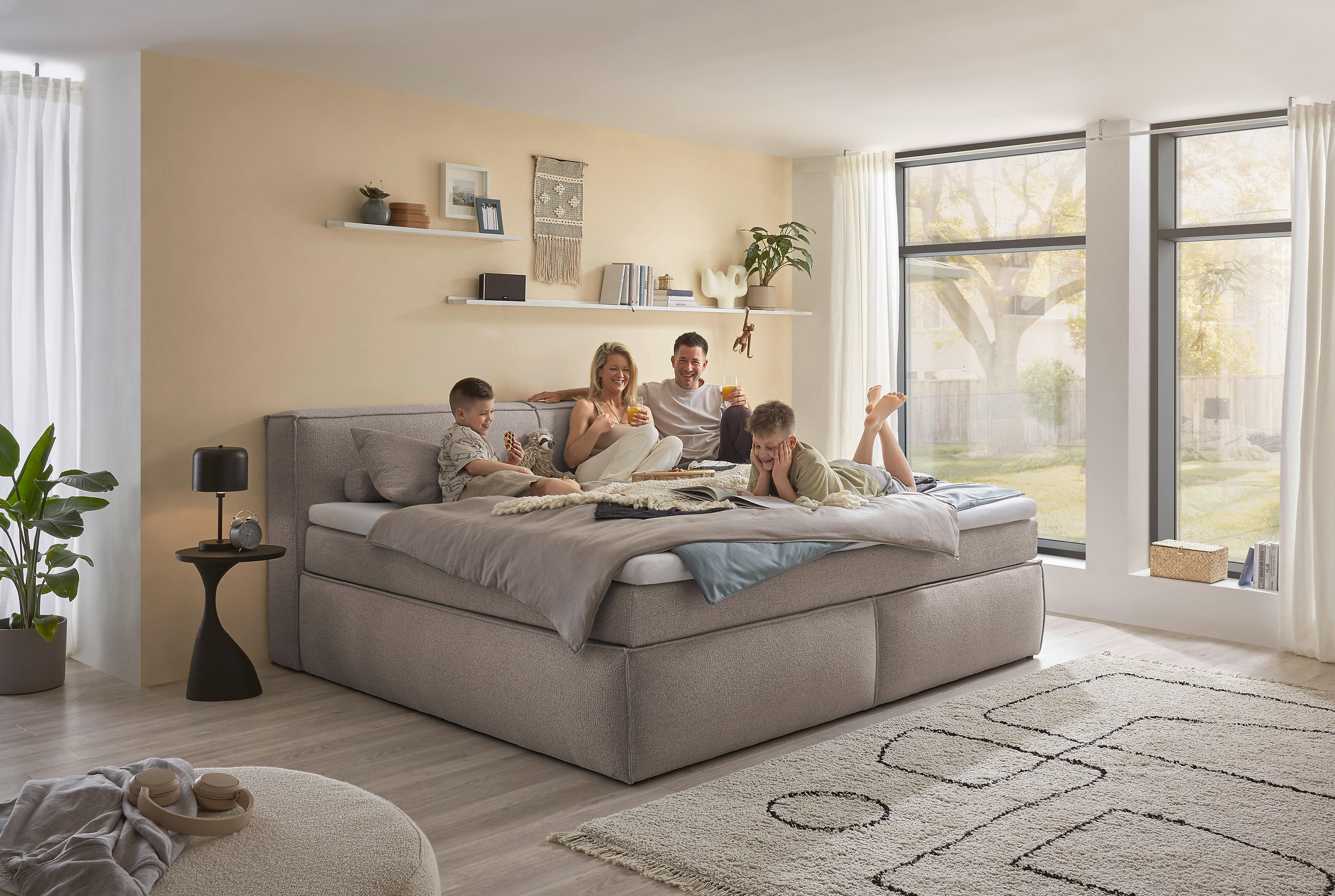 BOXSPRINGBETT 180/200 cm  in Taupe  - Taupe/Schwarz, LIFESTYLE, Kunststoff/Textil (180/200cm) - Boxxx