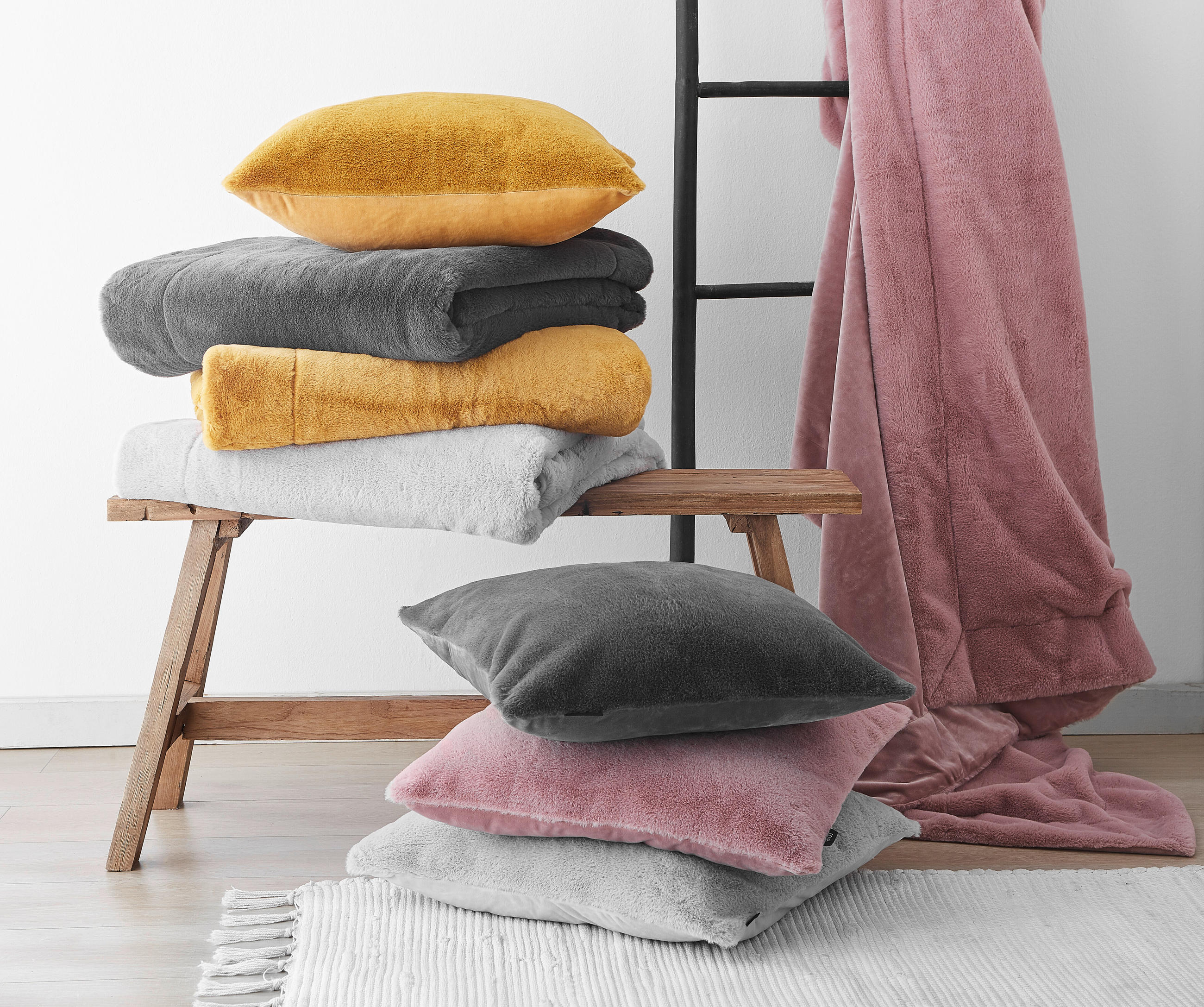 KISSENHÜLLE YUKON 48/48 cm  - Anthrazit, Design, Textil (48/48cm) - Novel
