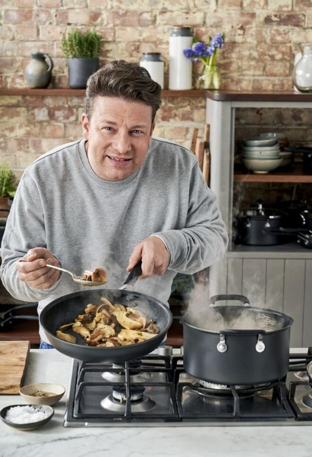 STEKGRYTA 26 cm  - svart/transparent, Design, metall/glas (26cm) - Tefal