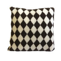 PRYDNADSKUDDE    - vit/brun, Design, textil (45/45cm)