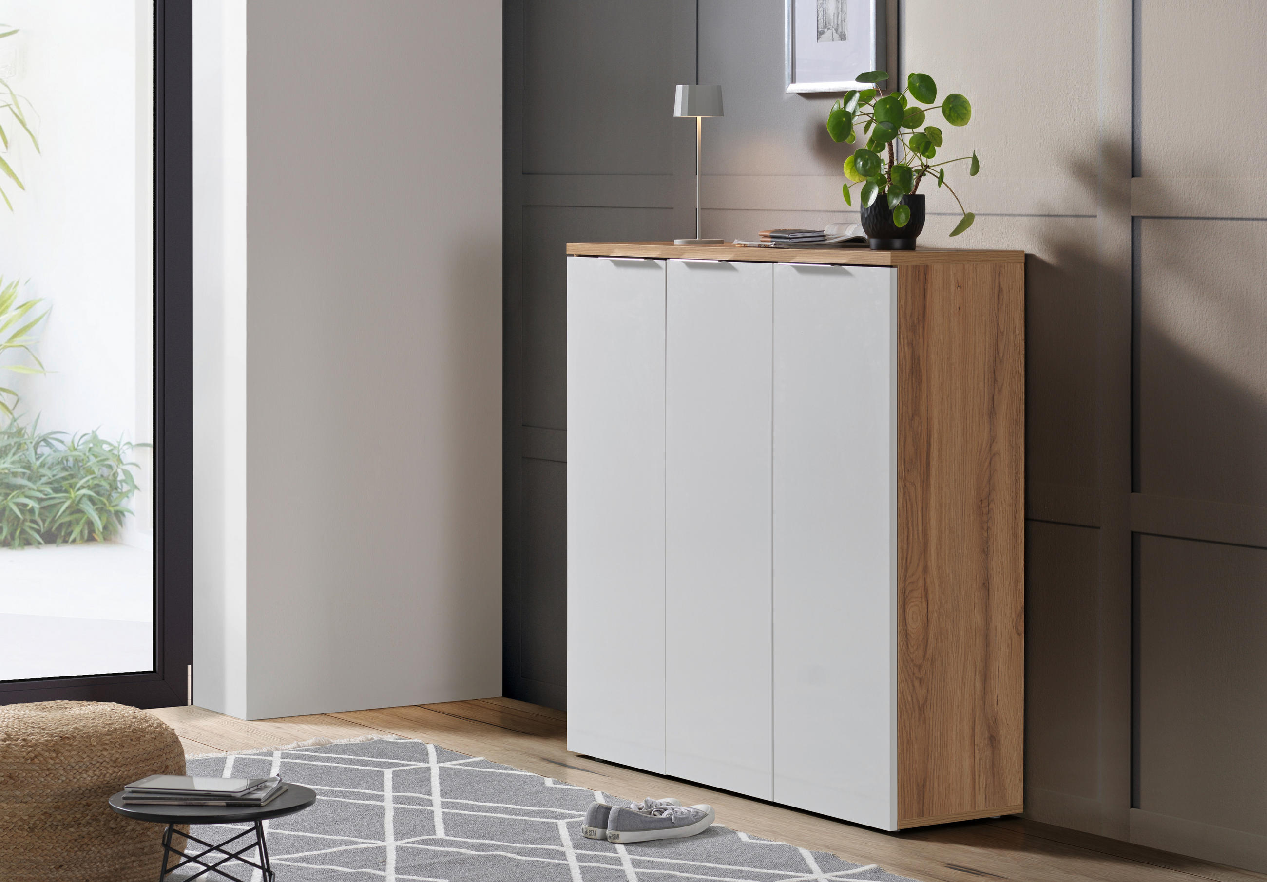 SCHUHSCHRANK Eichefarben, Weiß Hochglanz  - Chromfarben/Eichefarben, Design, Holzwerkstoff/Kunststoff (120/115/34cm) - Xora