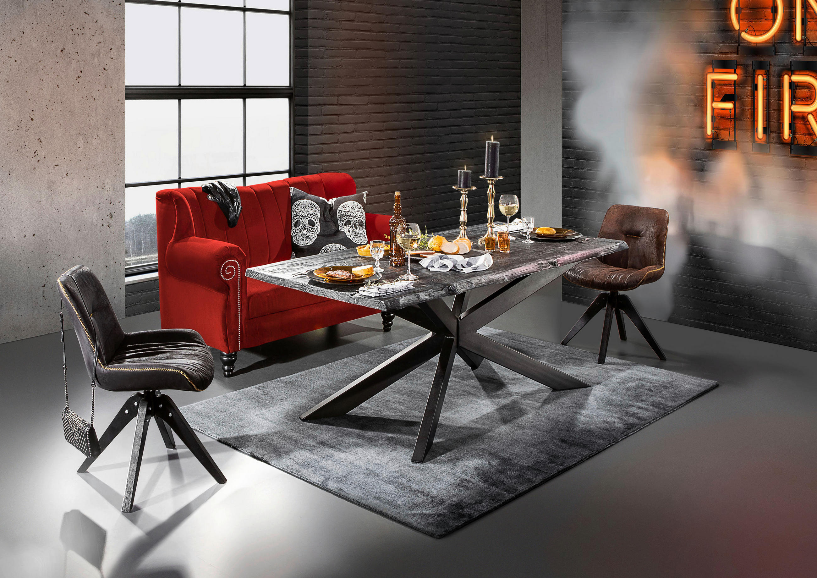 2-SITZER-SOFA Chenille Rot  - Rot/Schwarz, Design, Holz/Textil (168/96/75cm)