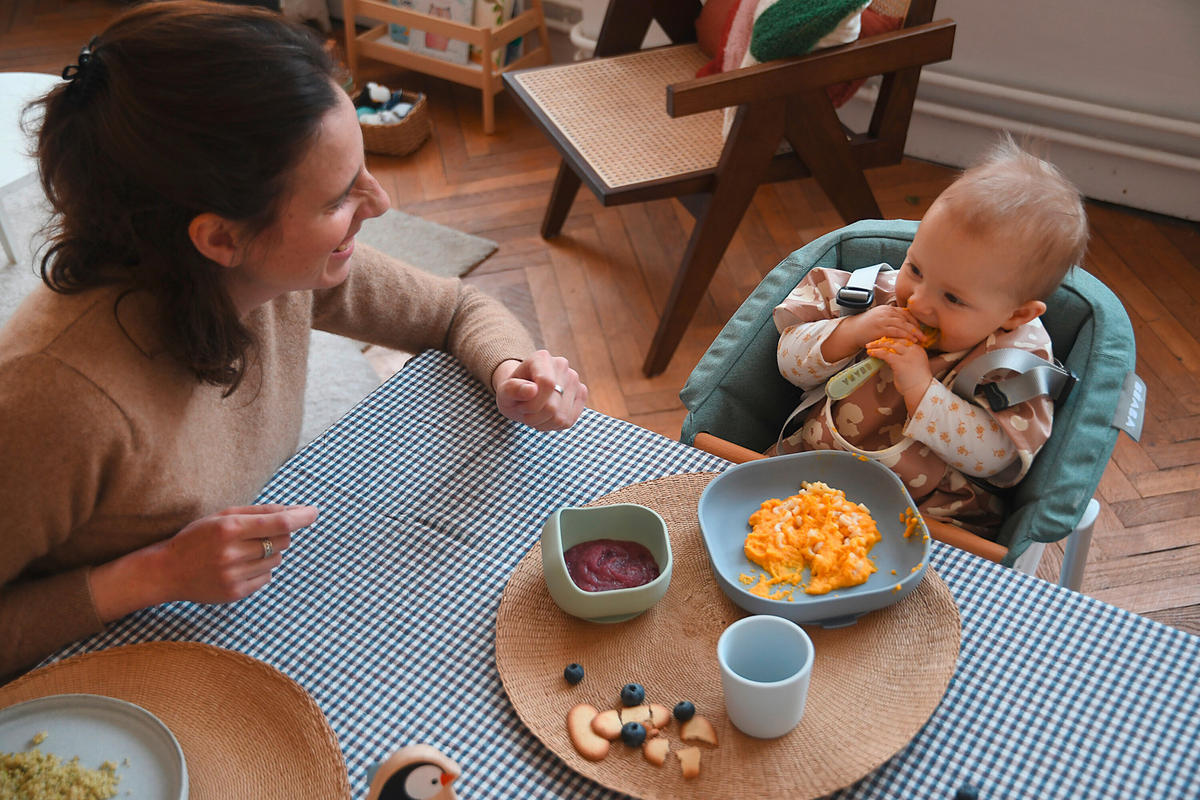 ESSSET Essset  - Salbeigrün/Perlmutt, Basics, Kunststoff (18/18/7cm) - Beaba