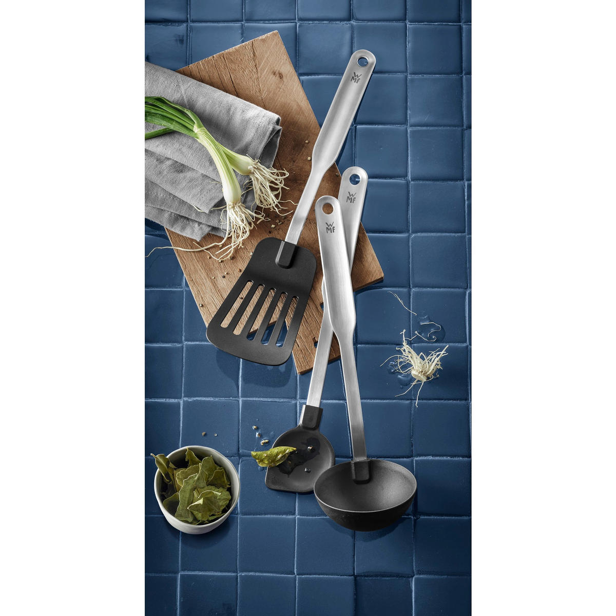 SET KUHINJSKOG PRIBORA - boja nerđajućeg čelika/crna, Osnovno, metal/plastika (34/11,5/9,5cm) - WMF