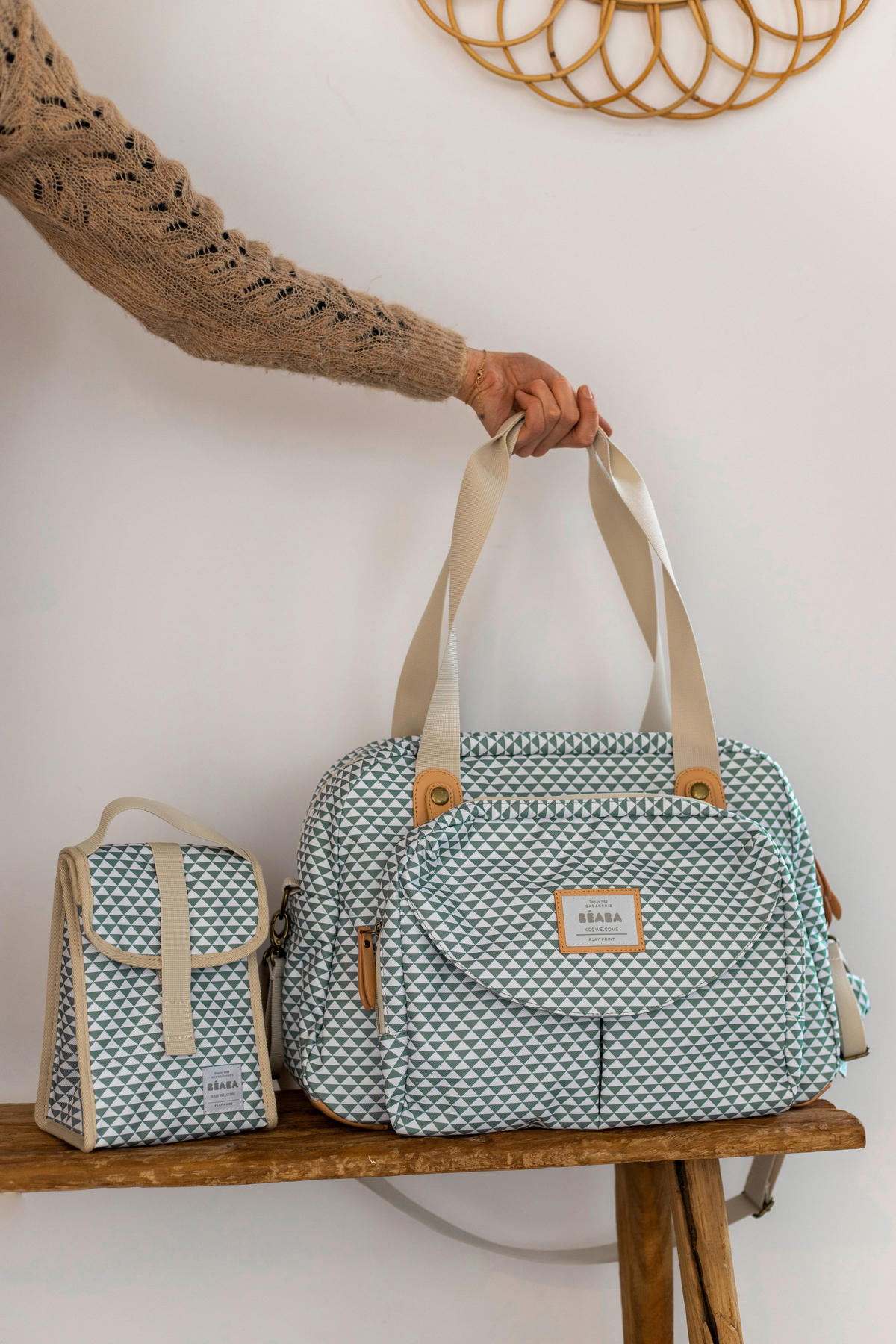 WICKELTASCHE GENEVA II  "PLAY PRINT"  - Salbeigrün/Grau, Basics, Kunststoff (26/30,5/44cm) - Beaba
