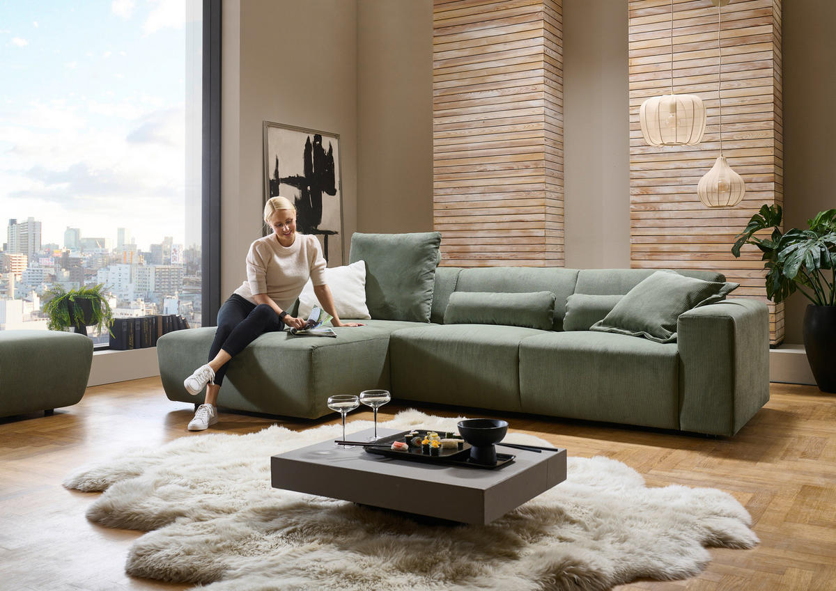 ECKSOFA in Feincord Waldgrün  - Waldgrün/Schwarz, Design, Kunststoff/Textil (174/302cm) - Beldomo Style