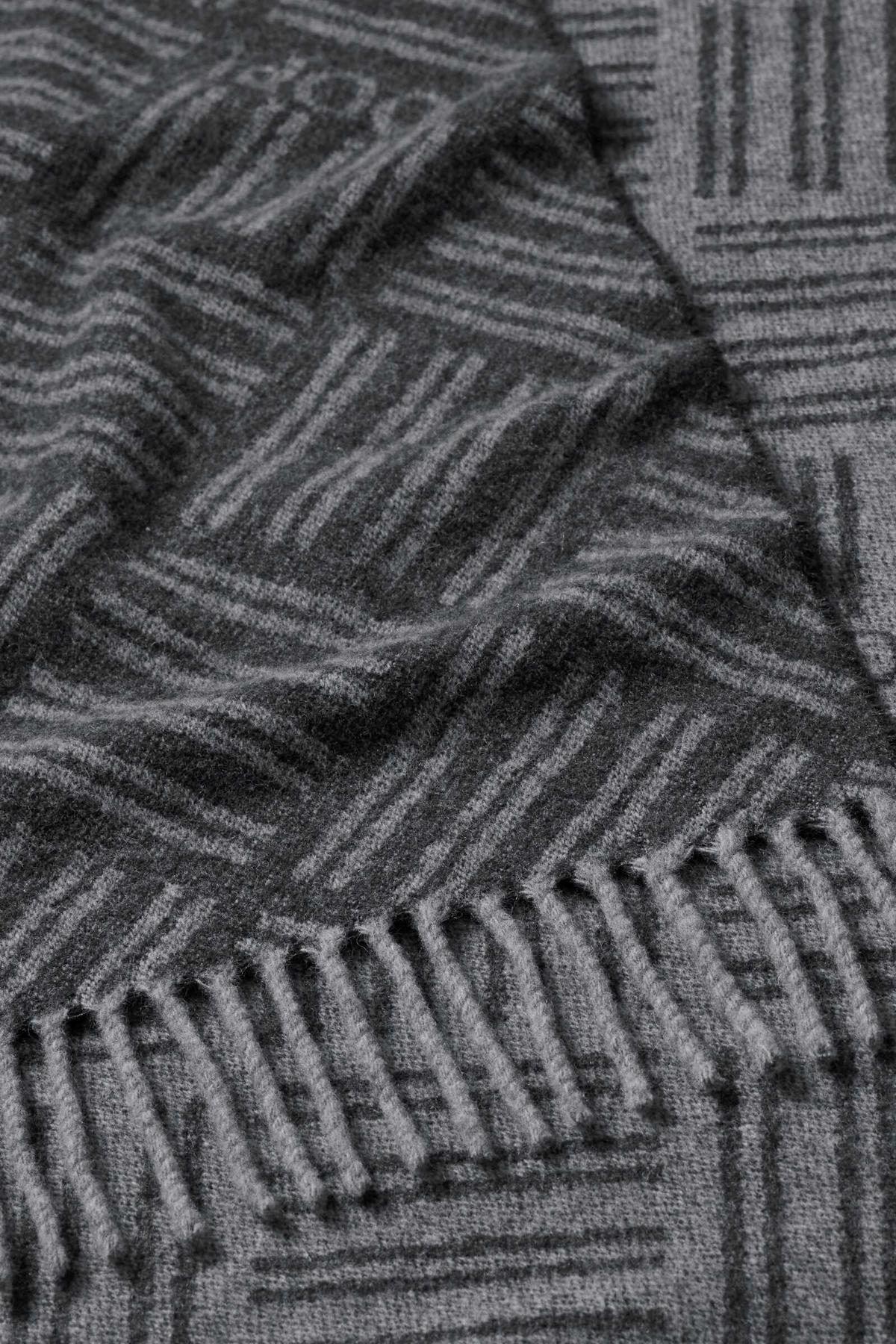 PLAID FINE-MESHWORK 140/180 cm  - Anthrazit, Design, Textil (140/180cm) - Joop!