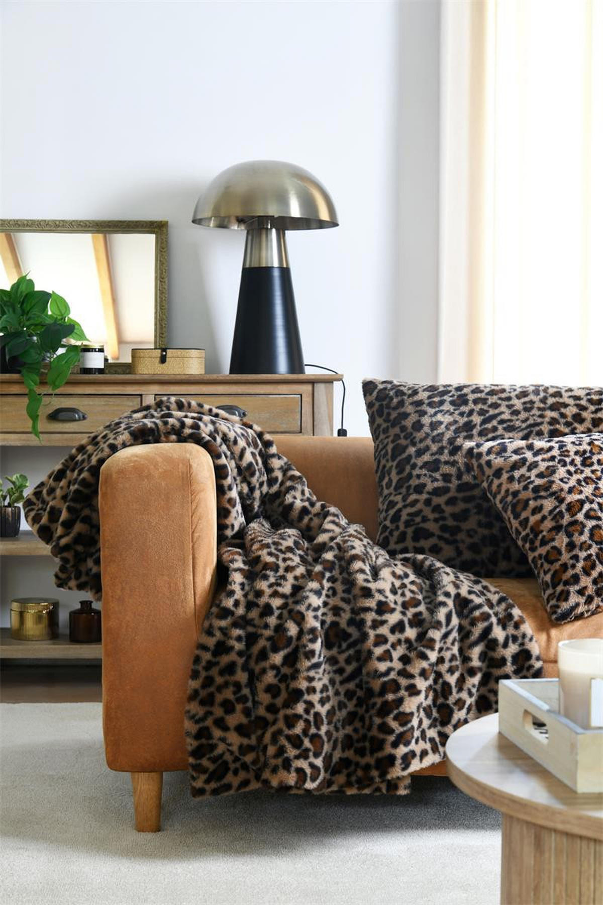 UKRASNI JASTUČIĆ   COZY  - smeđa/crna, Basics, tekstil (45/45cm)