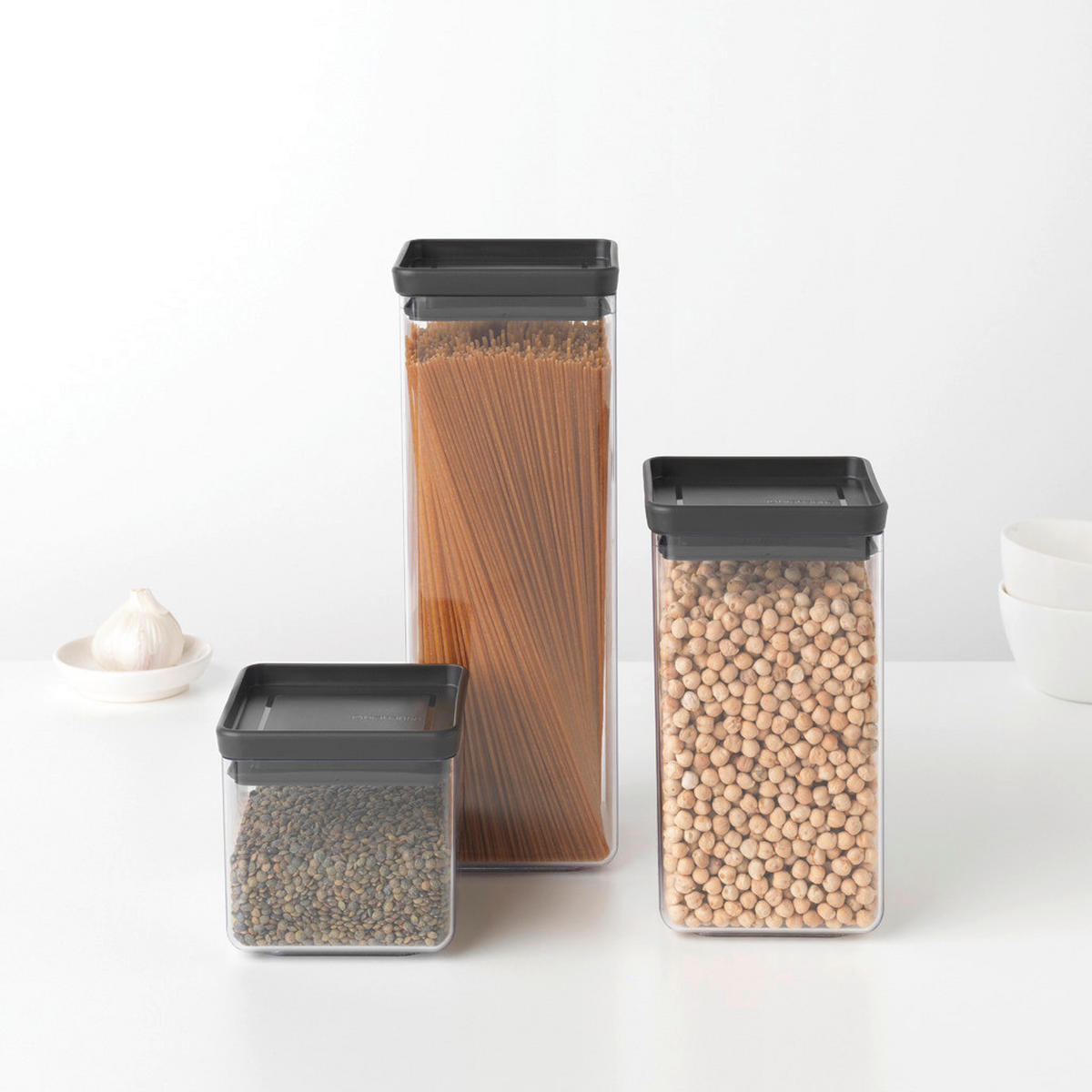 DÓZA NA POTRAVINY - průhledné/tmavě šedá, Design, plast (11/10.5/11cm) - Brabantia