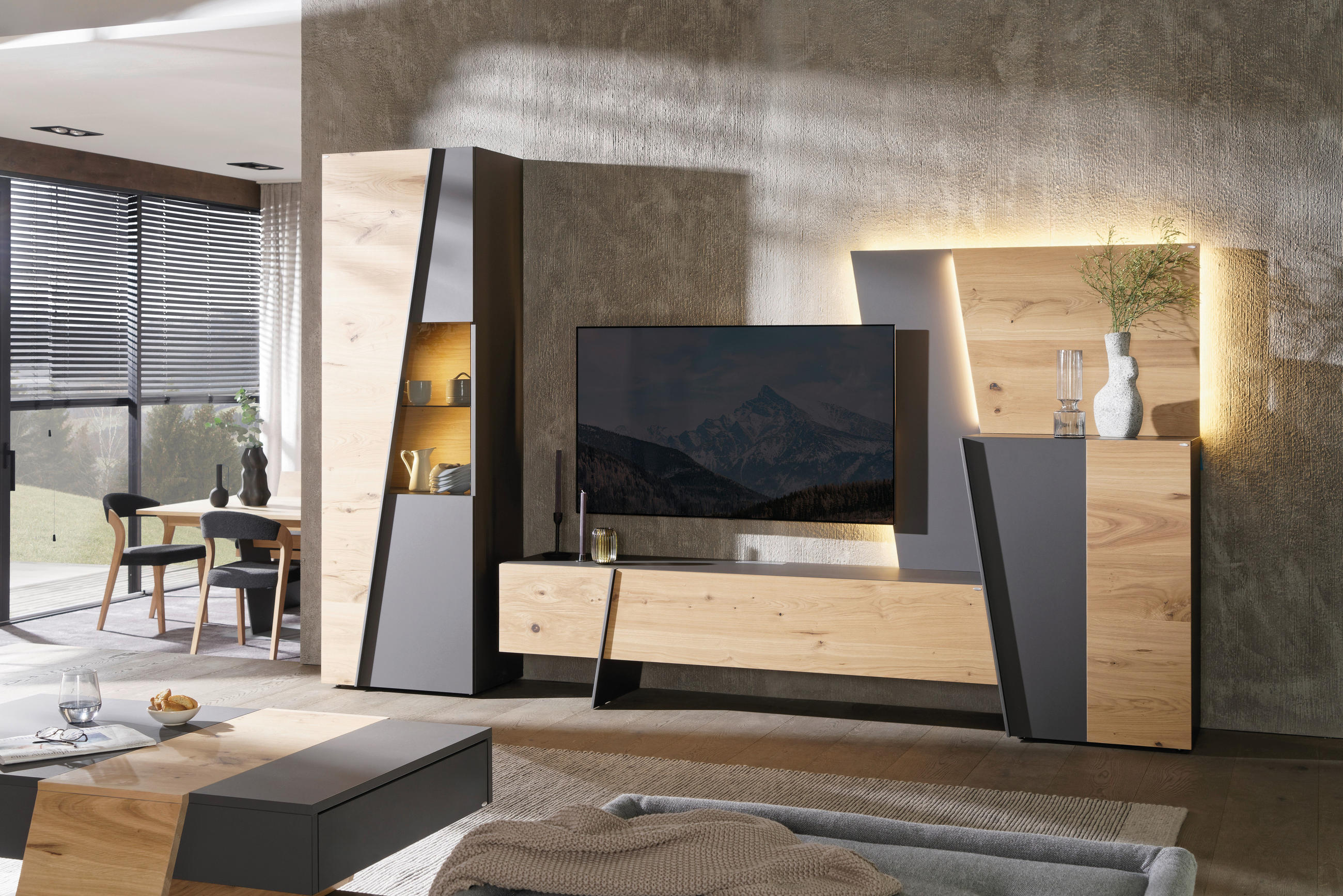 VITRINE  in furniert, mehrschichtige Massivholzplatte (Tischlerplatte) Wildeiche Graphitfarben, Wildeiche - Wildeiche/Graphitfarben, Natur, Glas/Holz (63,8/202/42,3cm) - Voglauer