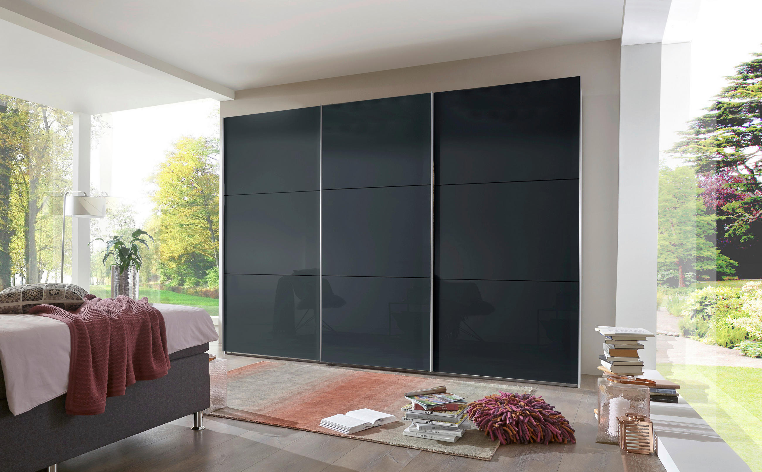 SCHWEBETÜRENSCHRANK in Grau, Weiss  - Chromfarben/Weiss, Modern, Holzwerkstoff (300/236/65cm) - MID.YOU