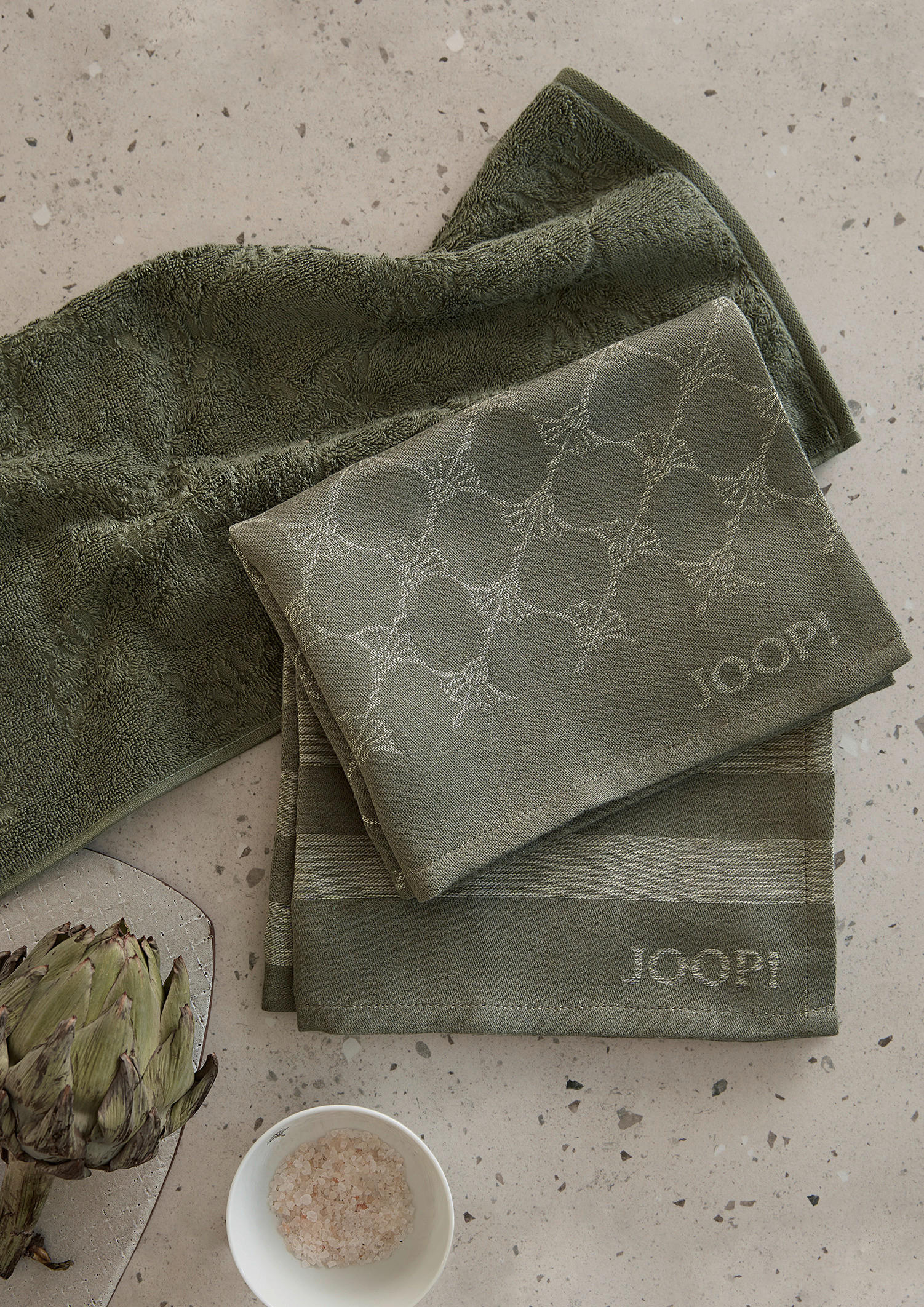 UTĚRKA NA NÁDOBÍ - olivově zelená, Basics, textil (50/70cm) - Joop!