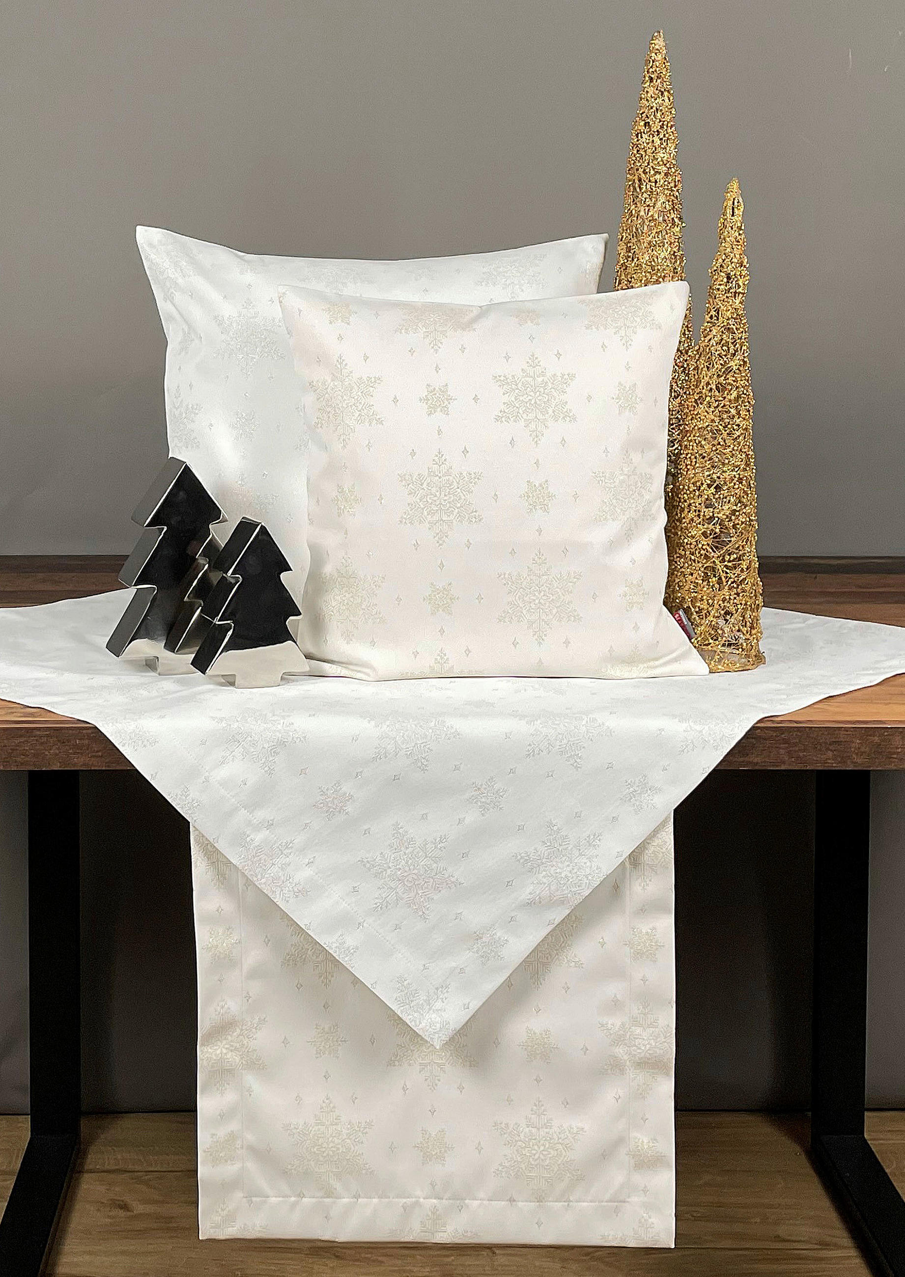 OBRUS, 30/50 cm, strieborná - strieborná, Trend, textil (30/50cm) - Novel