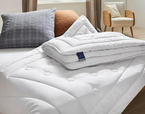 CELOLETNA PREŠITA ODEJA Brilliant Uno 200/200 cm - bela, Konvencionalno, tekstil (200/200cm) - Billerbeck
