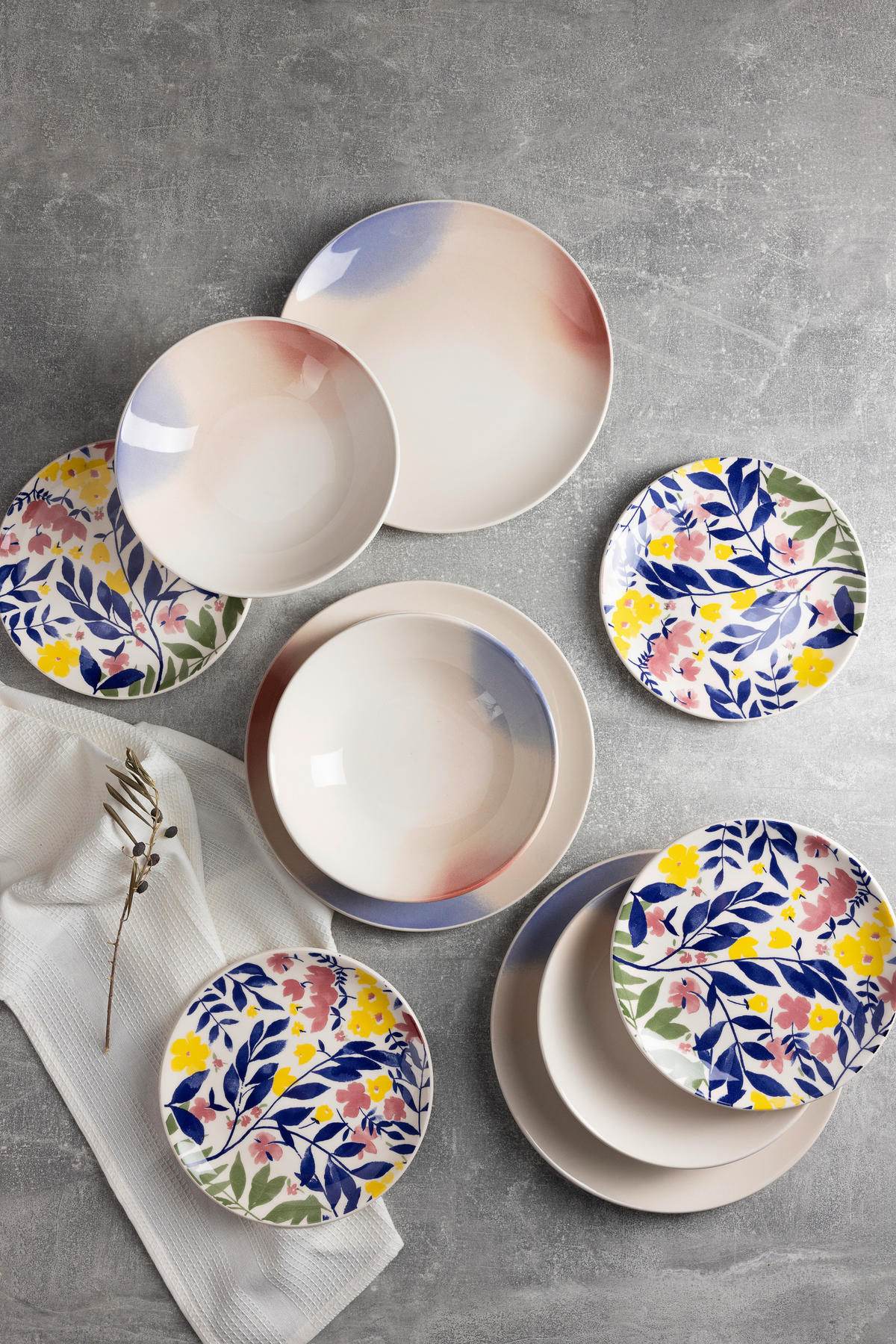 SERVICIU DE MASĂ 18 piese  - roz aprins/alb, Lifestyle, ceramică - Novel