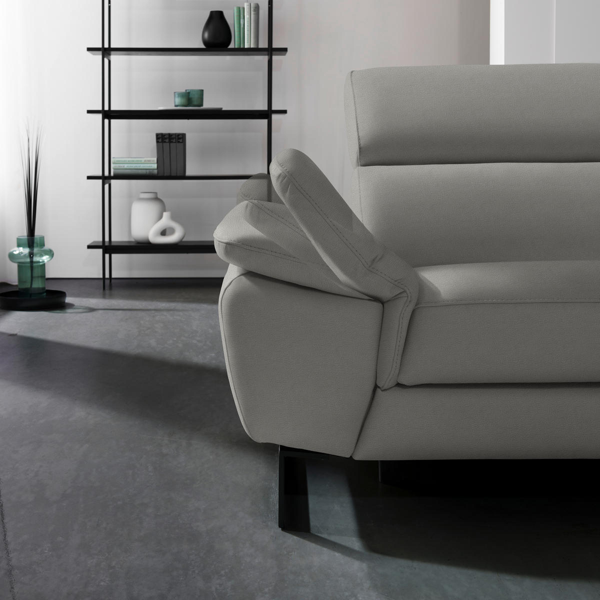 ROHOVÁ SEDAČKA, kůže, šedá - šedá/černá, Design, kov/kůže (225/281cm) - Celina Home