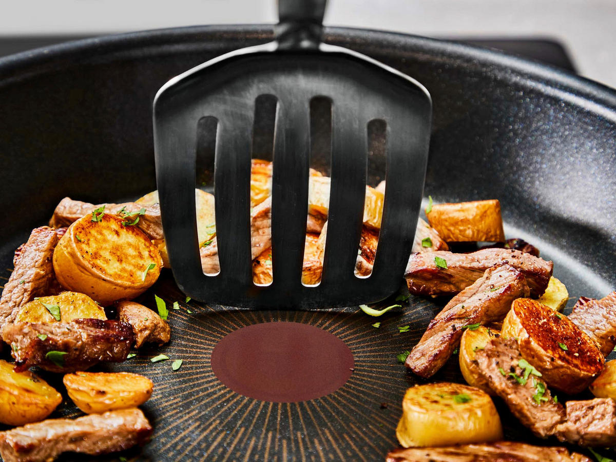 PANNA   28 cm  - svart, Design, metall/plast (28cm) - Tefal