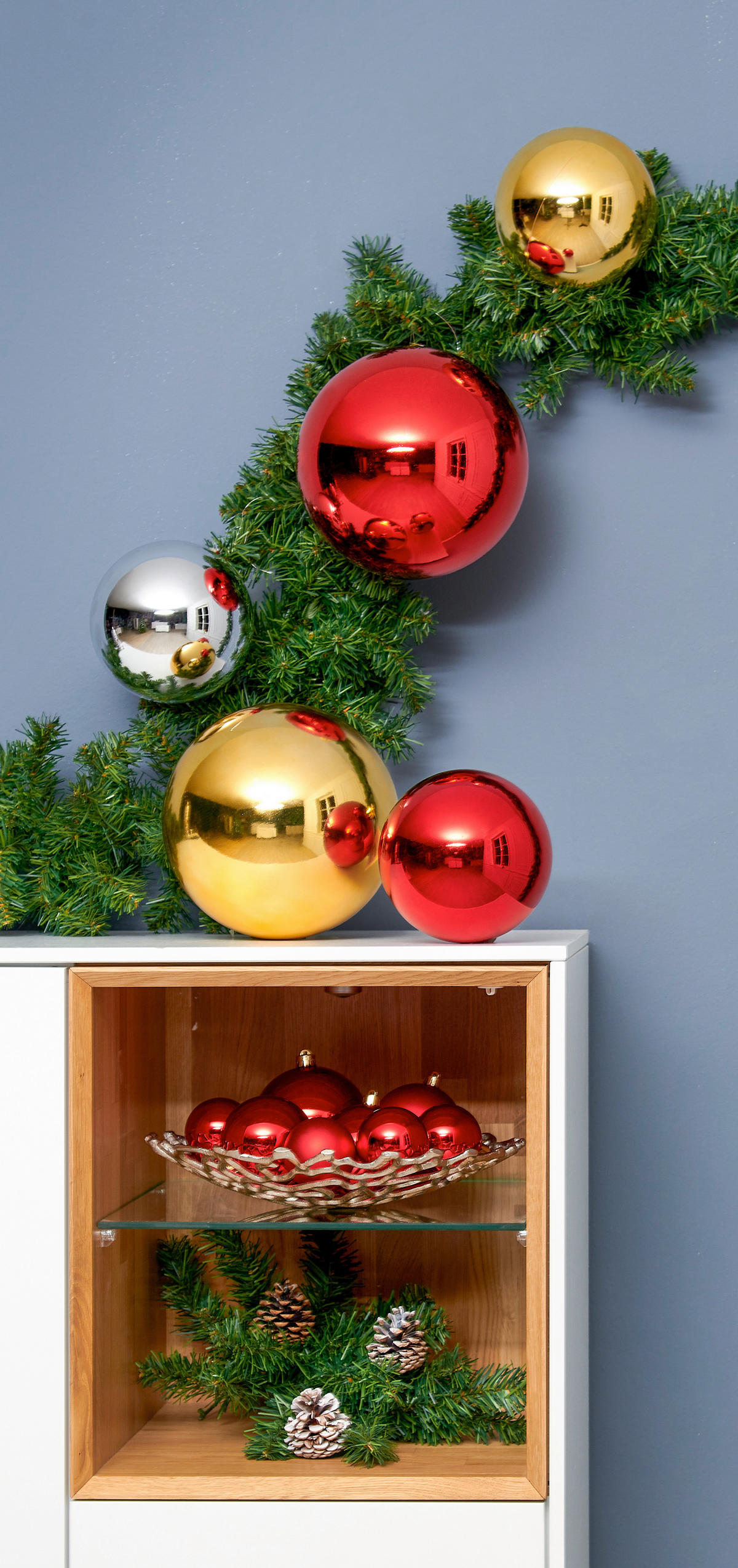 CHRISTBAUMKUGEL 20 cm  - Rot, Basics, Kunststoff (20cm) - X-Mas