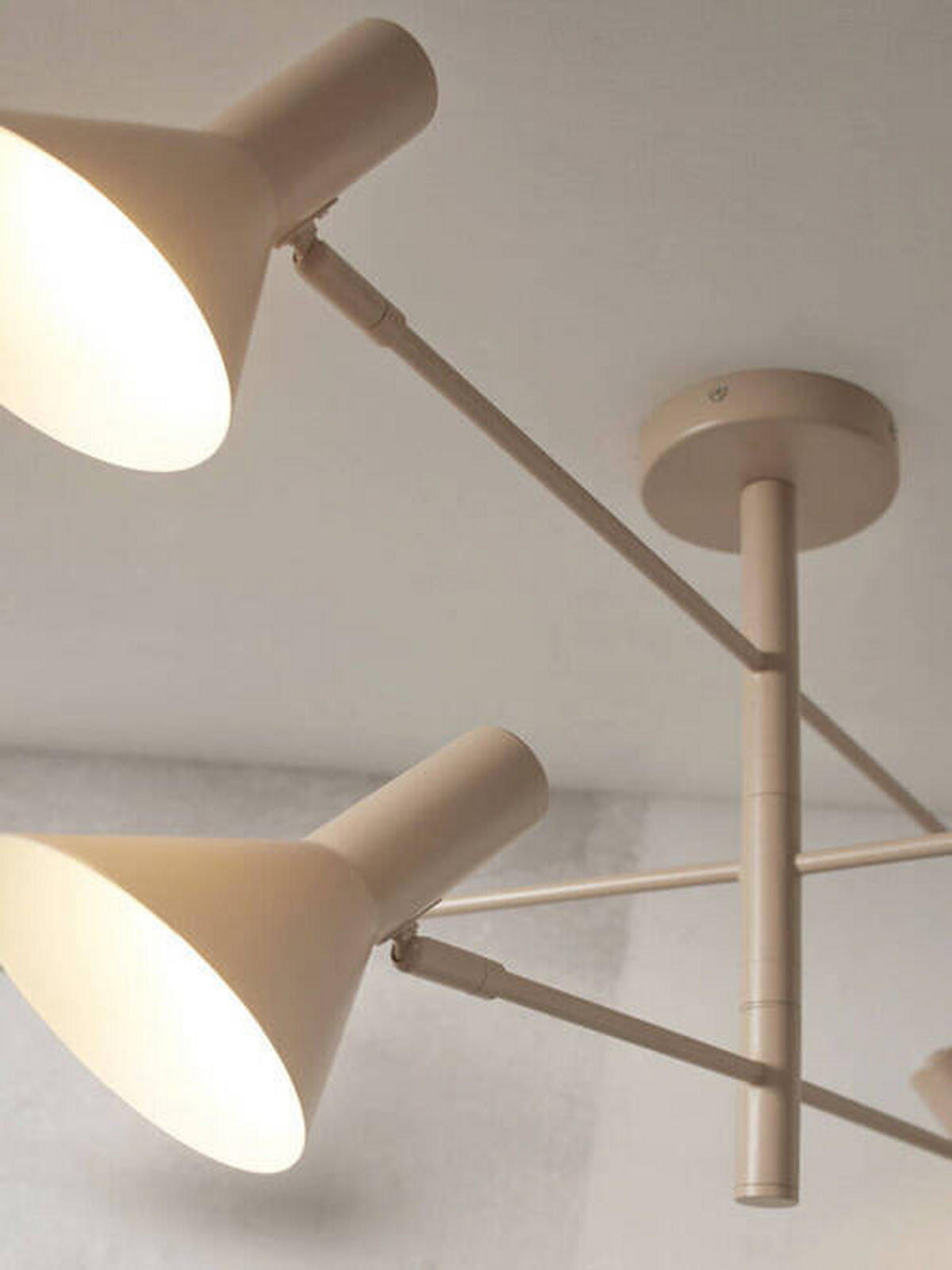TAKLAMPA 124/40 cm  - grå, Trend, metall (124/40cm) - It's about Romi