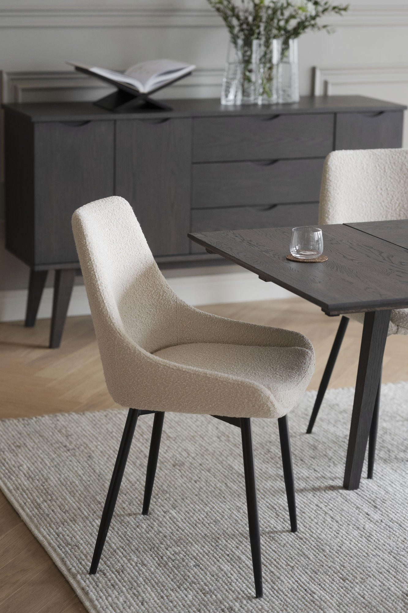STOL Bouclé  - beige/svart, Klassisk, metall/trä (49/85/55cm) - Rowico