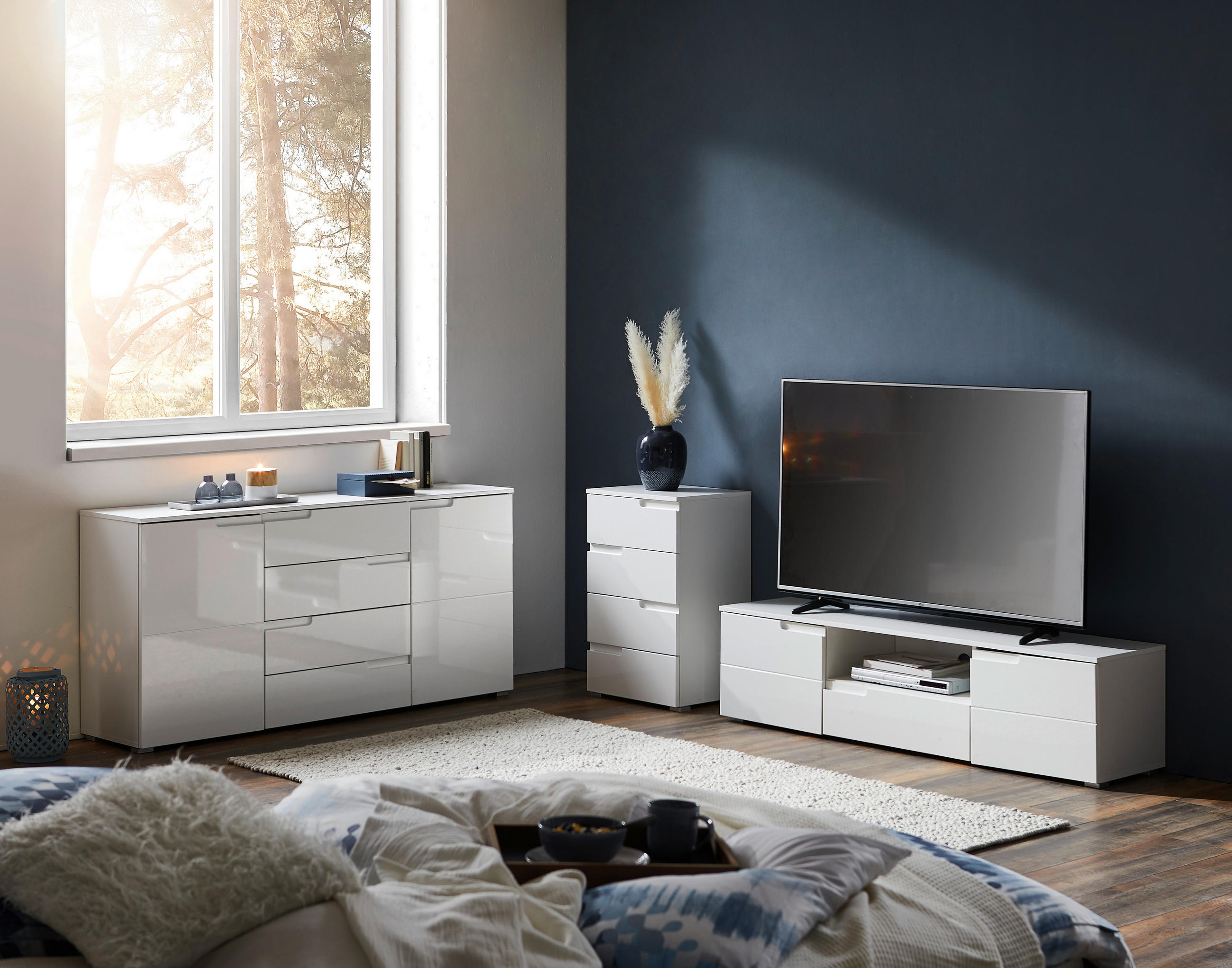 KOMMODE Spice  in 65/80/40 cm  - Weiß Hochglanz/Silberfarben, Design, Holzwerkstoff/Kunststoff (65/80/40cm) - Carryhome