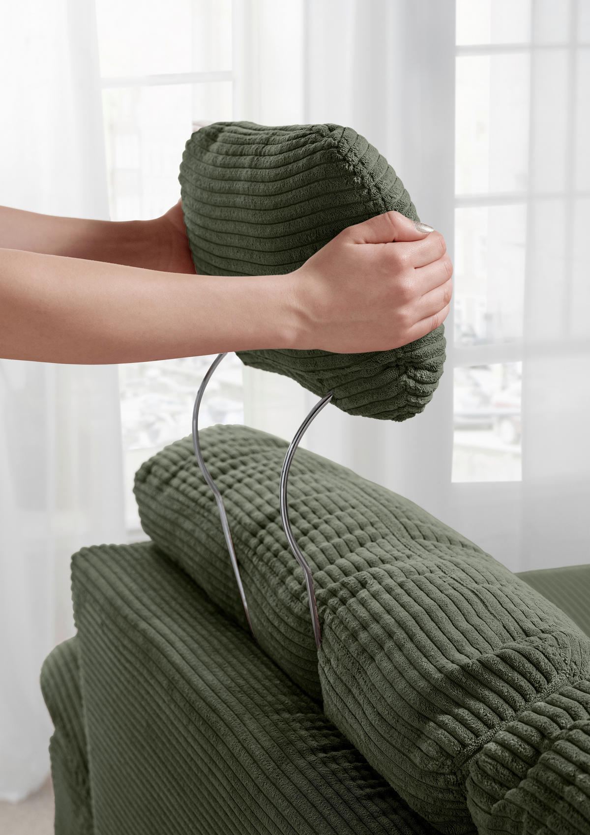 ECKSOFA in Cord Dunkelgrün  - Dunkelgrün/Naturfarben, Modern, Holz/Textil (206/274cm) - Livetastic