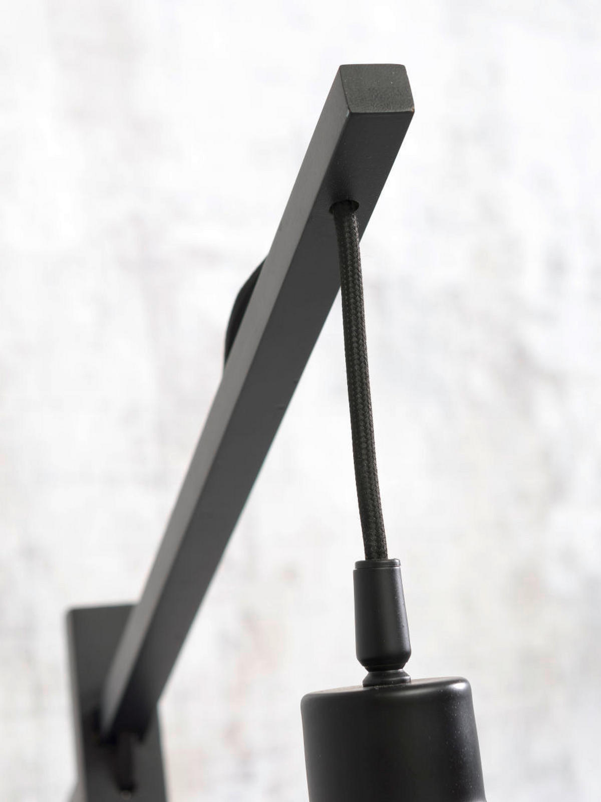 GOLVLAMPA GOOD&MOJO  40/68/176 cm    - svart/naturfärgad, Trend (40/68/176cm) - Good & Mojo
