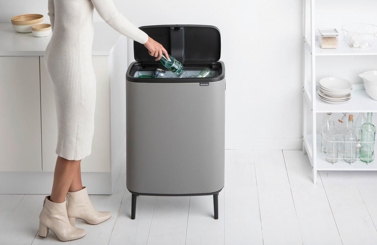 SZEMETESVÖDÖR  - fekete/szürke, Basics, műanyag/fém (60Ll) - Brabantia