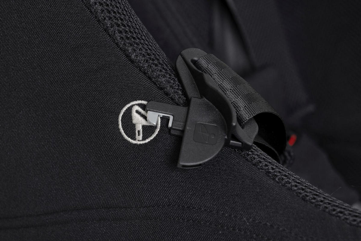 REBOARDER-KINDERSITZ i-Harbour Pro  - Schwarz, Basics, Kunststoff (46/49/71,5cm) - JOIE SIGNATURE