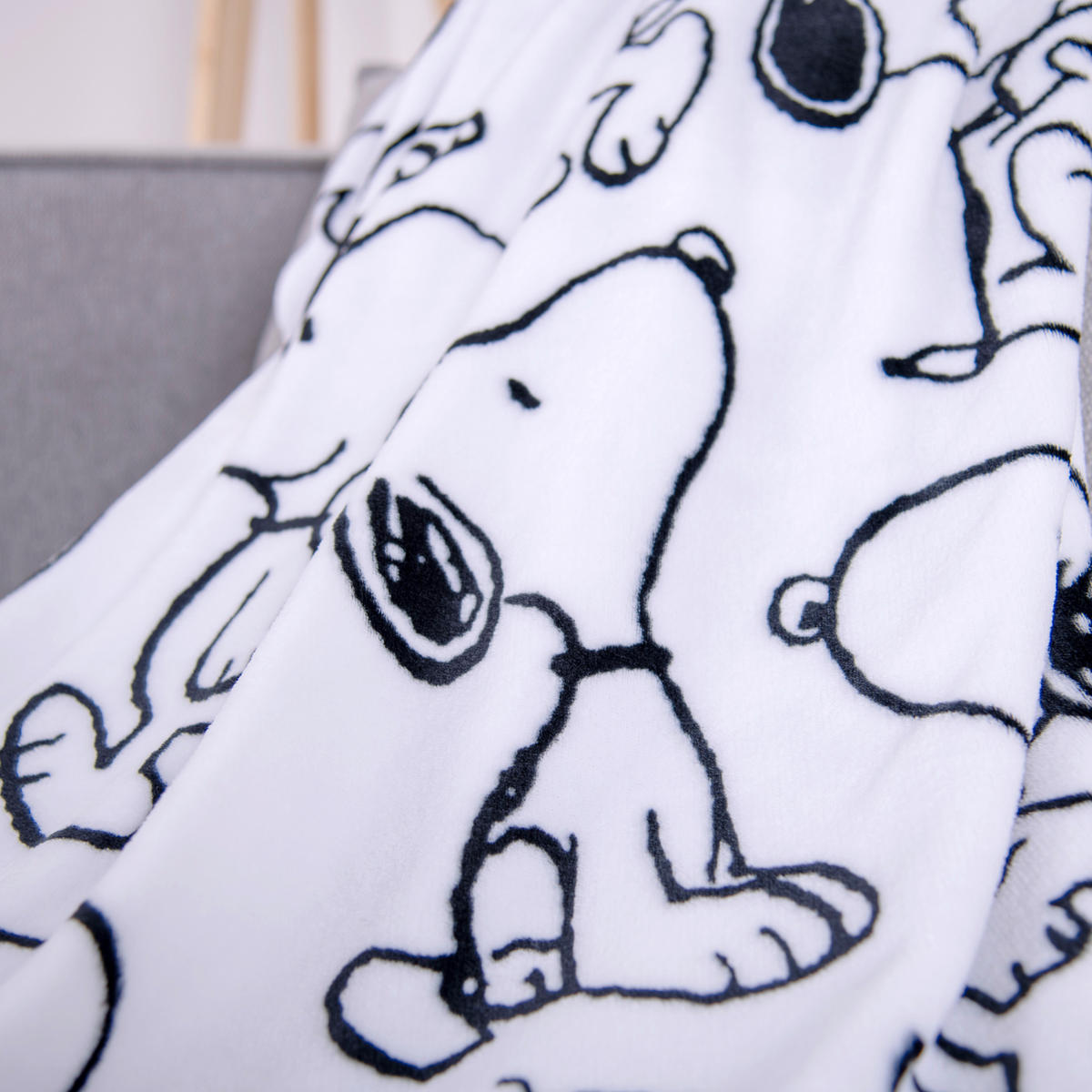 WOHNDECKE Snoopy 150/200 cm  - Weiß, Basics, Textil (150/200cm) - Herding