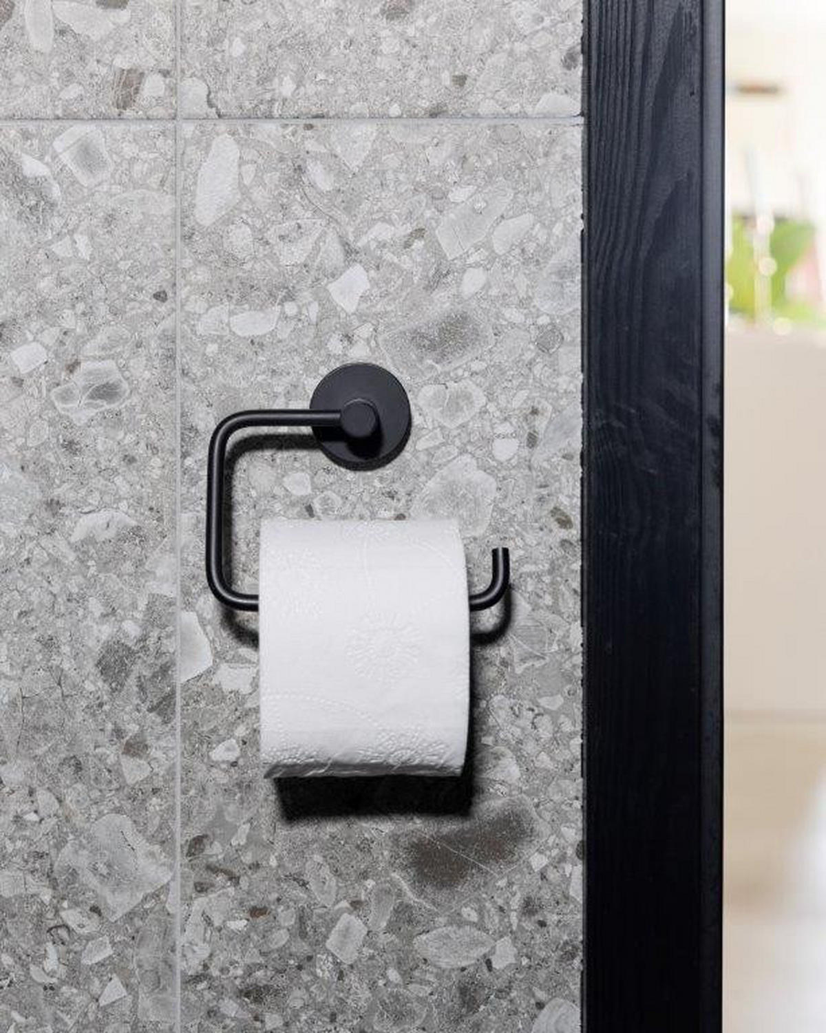 DRŽAČ TOALETNOG PAPIRA  crna  metal  BESLAGSBODEN RUND  - crna, Basics, metal (13,6/10/3cm) - Smedbo