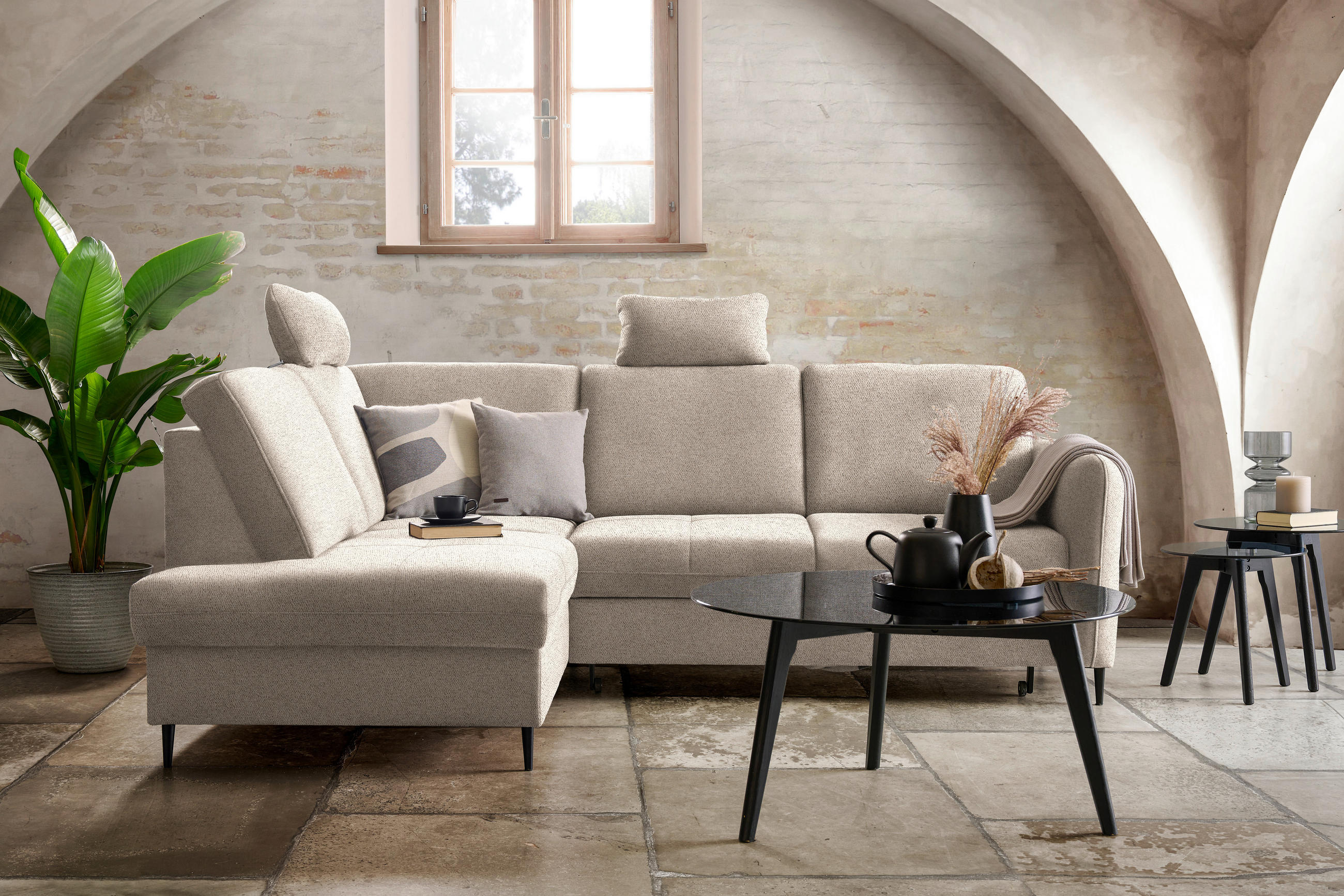 ECKSOFA in Chenille Beige  - Beige/Schwarz, MODERN, Holz/Textil (184/241cm) - Carryhome