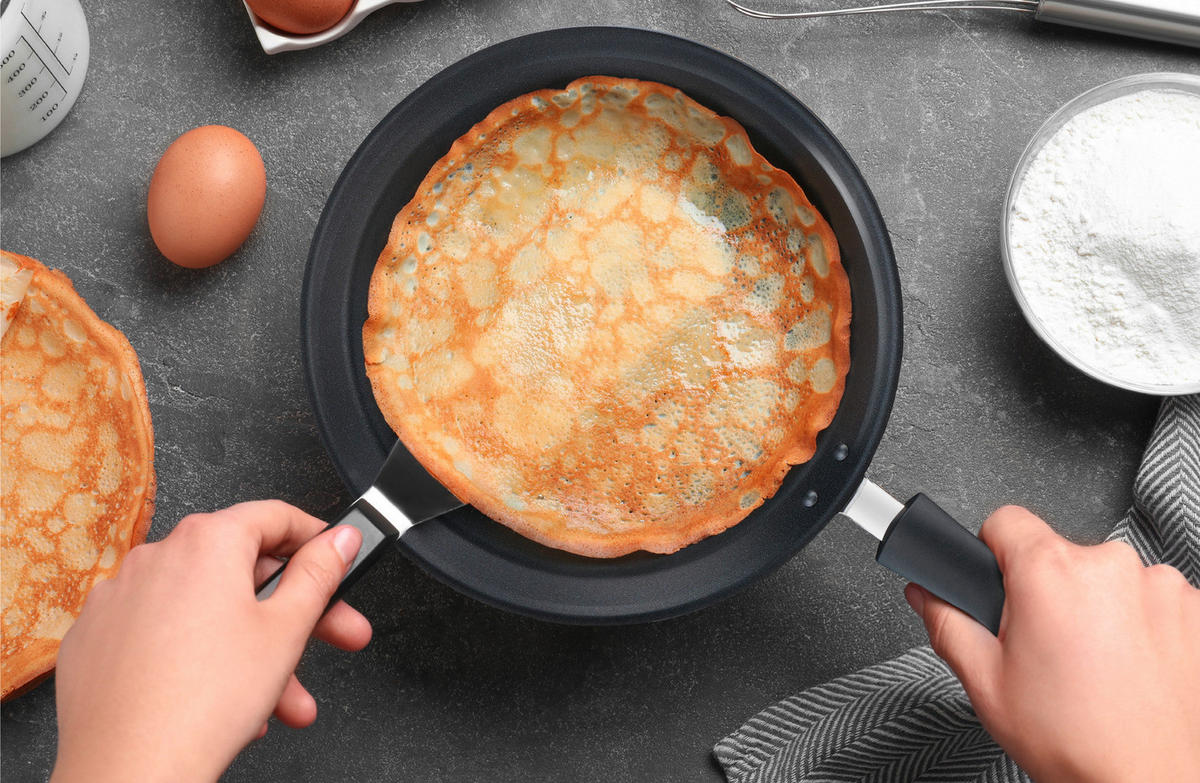 CRÊPESPANNA  - svart, Design, metall/plast (26,4/7/42,3cm) - Tefal