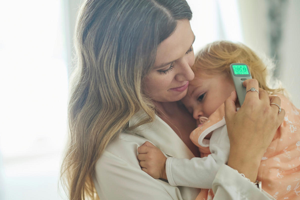 STIRNTHERMOMETER NuvitaMed  - Basics (5/5/15cm)