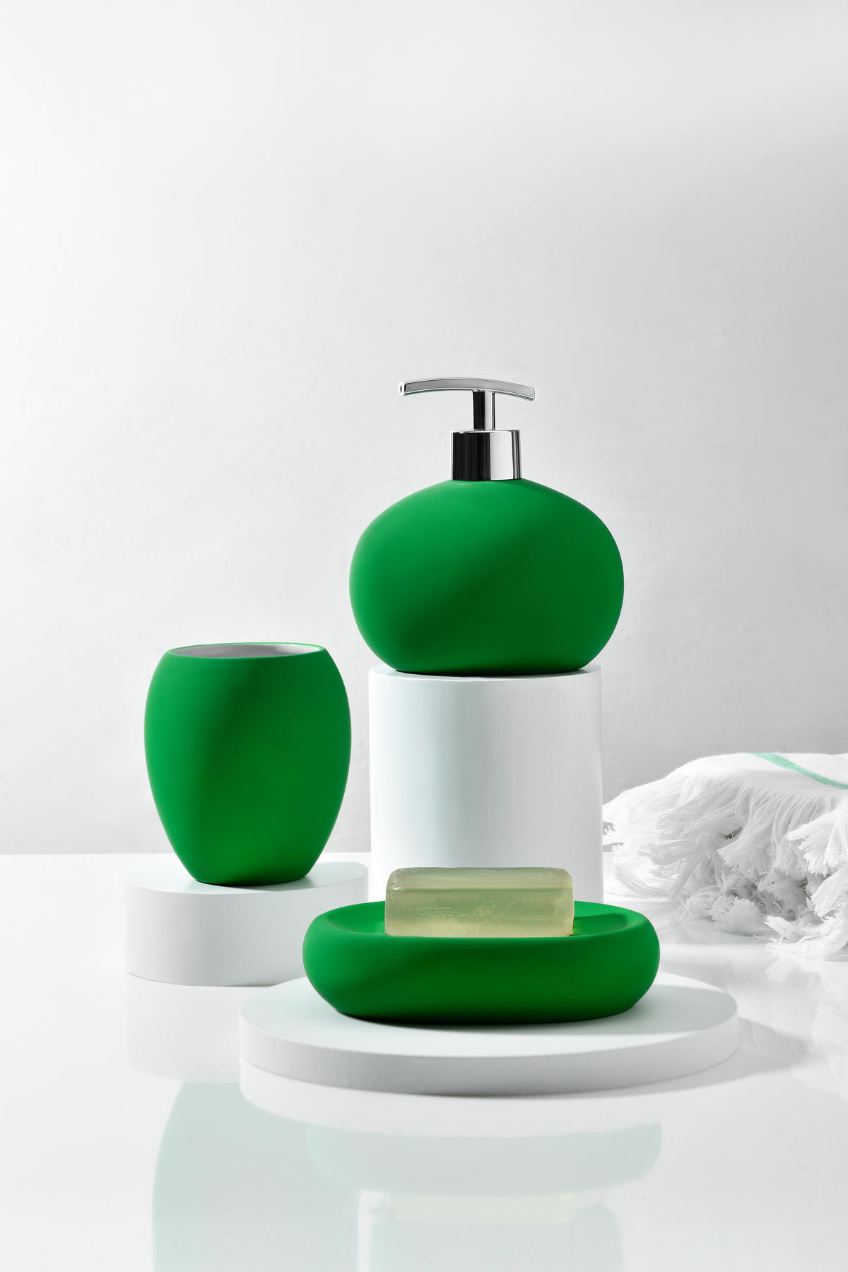 BAD-ACCESSOIRE-SET Stein  - Silberfarben/Grün, Basics, Stein (14.5/22.1/11cm) - Benetton