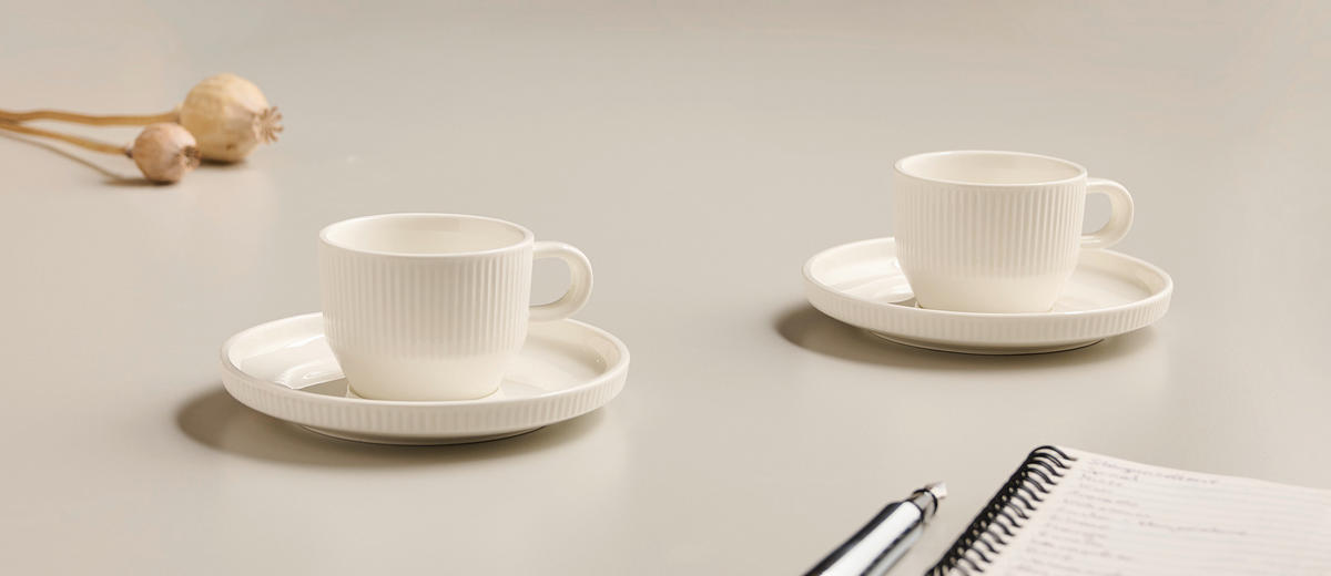 ESZPRESSZÓ CSÉSZE ÉS CSÉSZEALJ  - fehér, Design, kerámia - Dieter Knoll