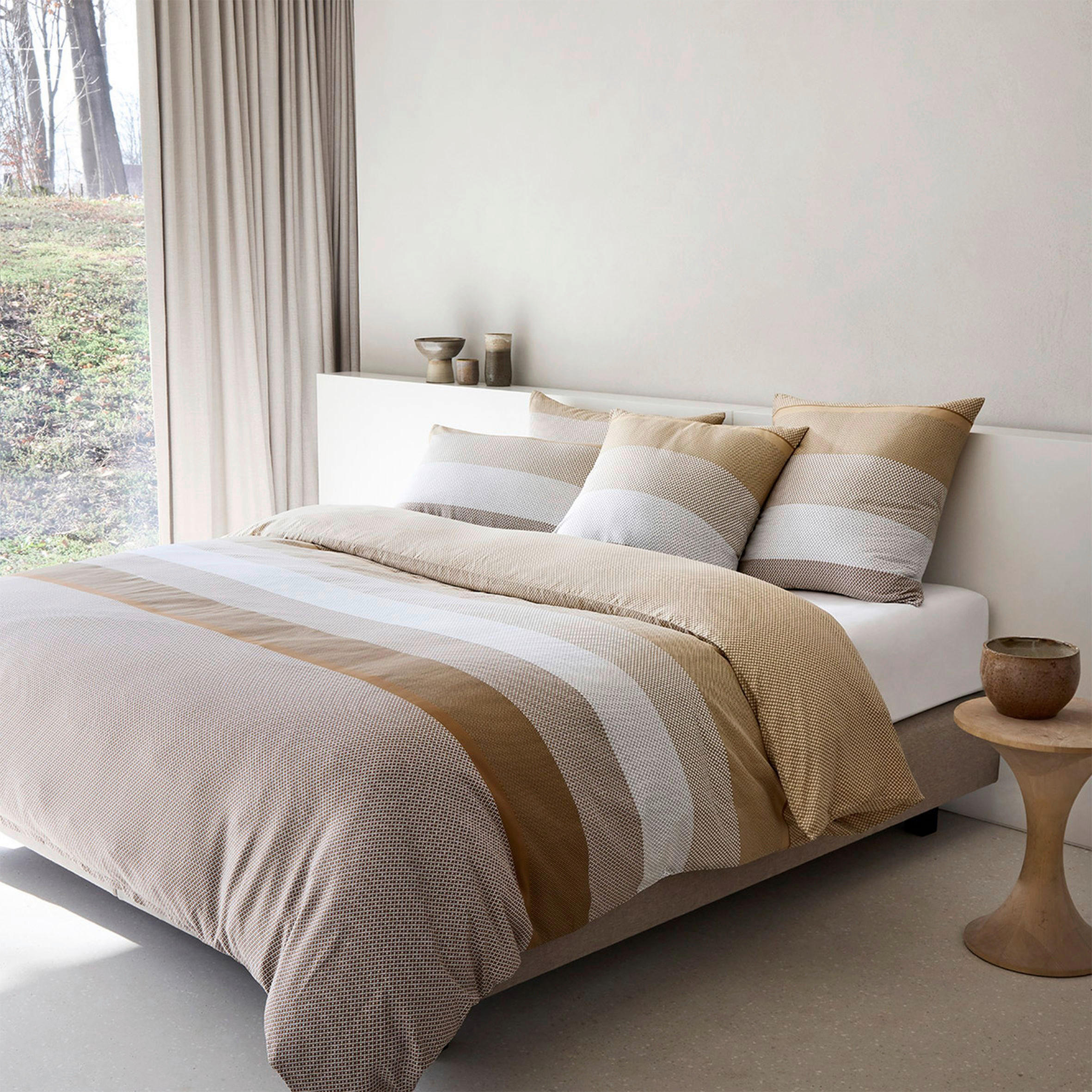 POSTEĽNÁ BIELIZEŇ - sivá, Design, textil (140/200cm) - Hugo Boss