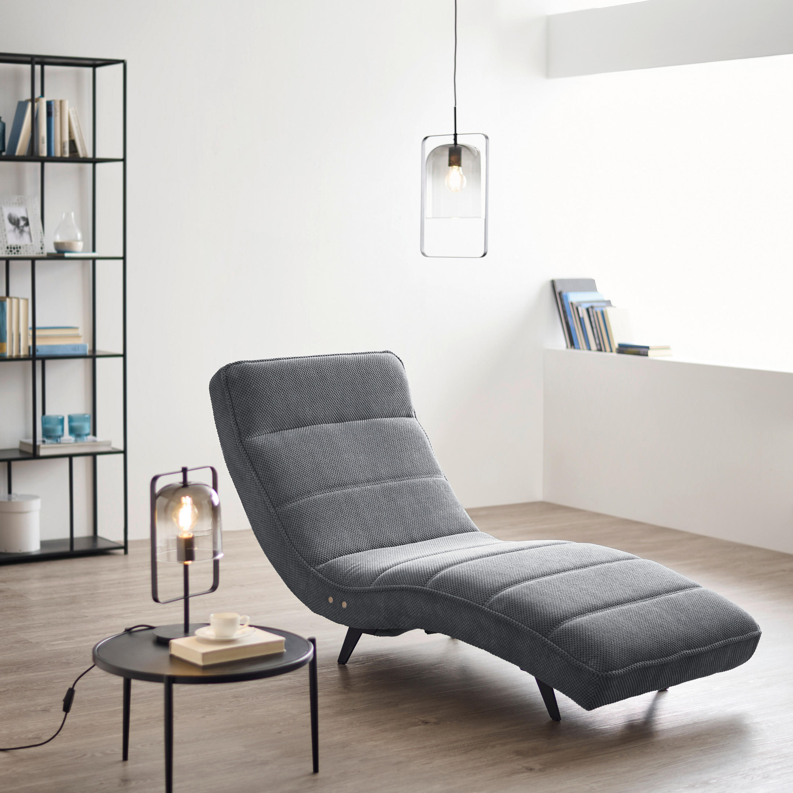 LIGGFÅTÖLJ i vävt tyg grå  - svart/grå, Design, metall/textil (75/158-178/58-86cm) - Livetastic