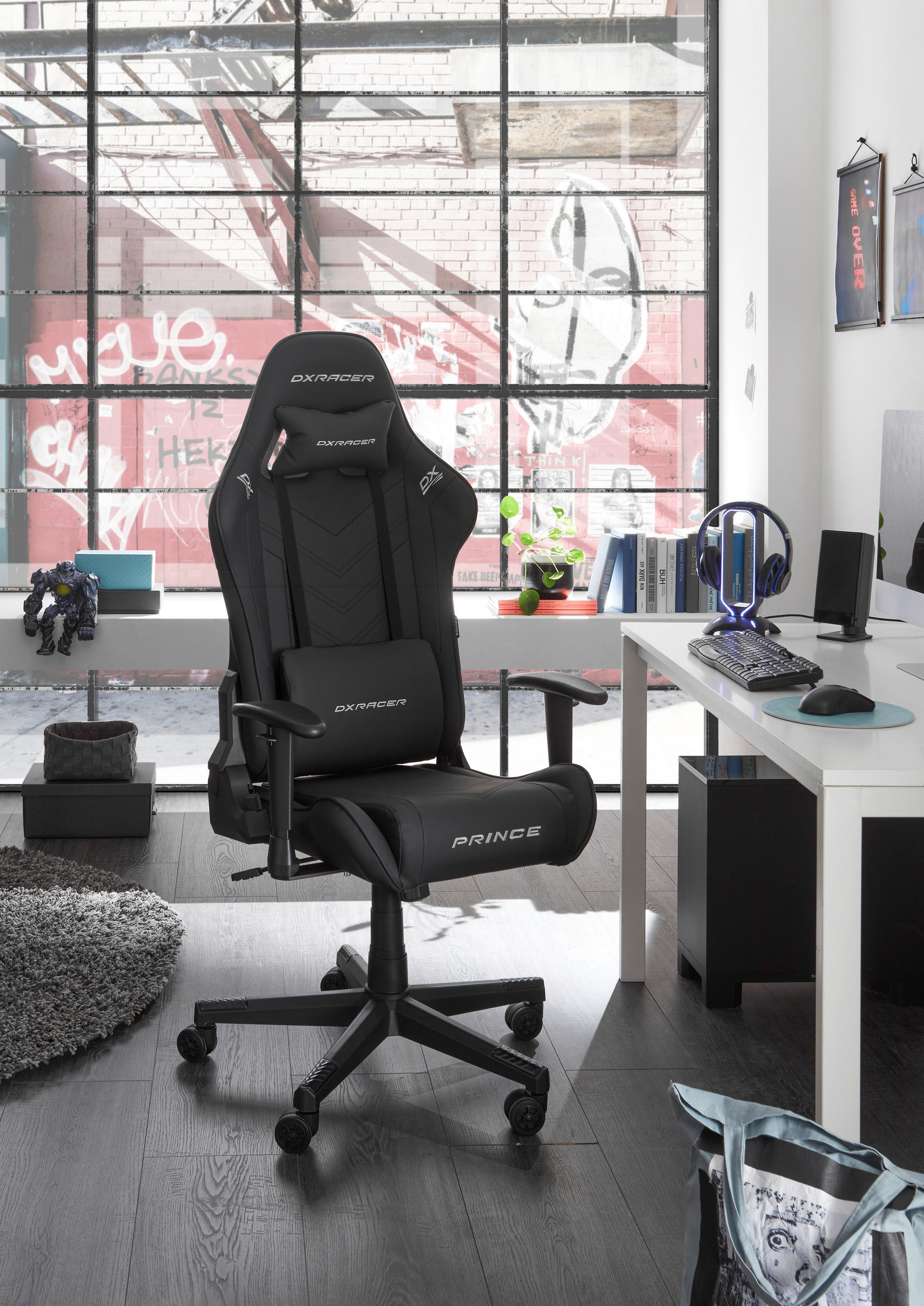 GAMINGSTUHL  in Schwarz  - Schwarz, MODERN, Kunststoff/Textil (67/126/67cm) - Dxracer