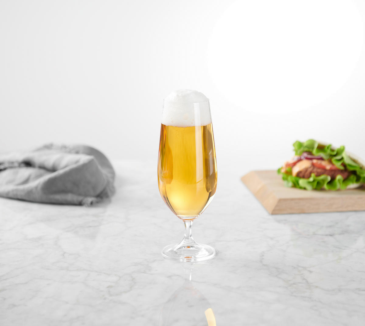 TULIPÁNOVÝ POHÁR NA PIVO - priehľadné, Basics, sklo (0,38l) - Novel