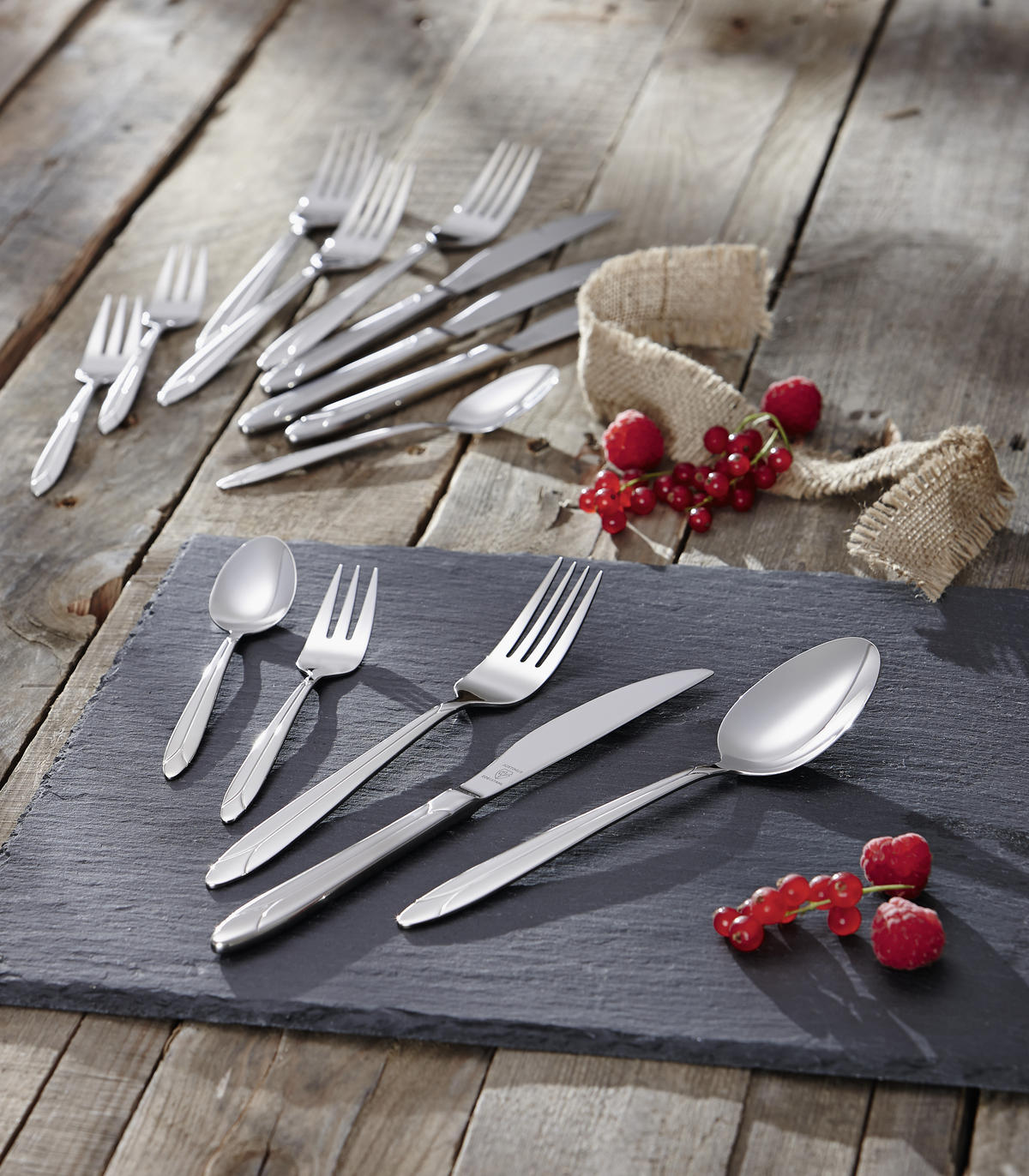 BESTICKSET Classic  60 delar  - stålfärgad, Basics, metall - Justinus