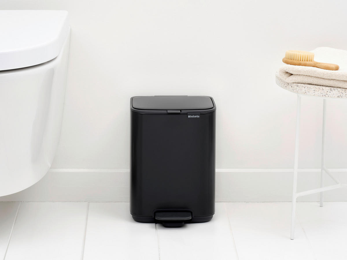 PEDÁLOS SZEMETES 4 l  - fekete, Basics, műanyag/fém (4l) - Brabantia