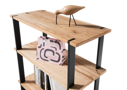 Regal aus Eiche massiv & Metall bestellen Regal aus massiver Eiche & Metall online kaufen