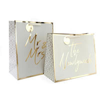 DARČEKOVÁ TAŠKA - Basics, papier (26.7/33/14cm)