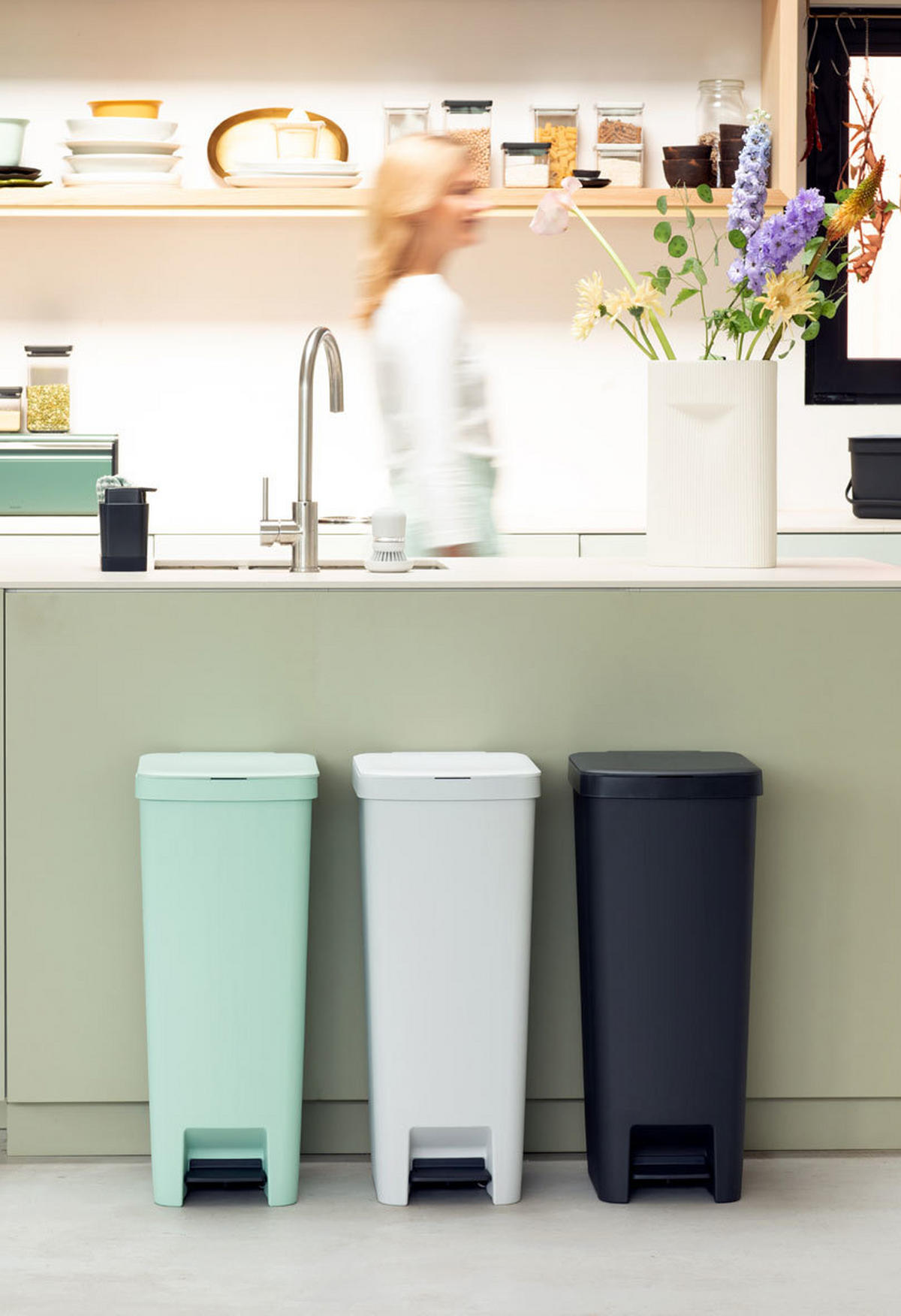 KOŠ ZA OTPAD  40 l   - zelena, Basics, plastika (28/66.6/35.2cm) - Brabantia