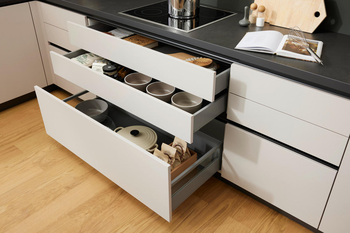 EINBAUKÜCHE   - Kaschmir, Design, Holzwerkstoff - Novel