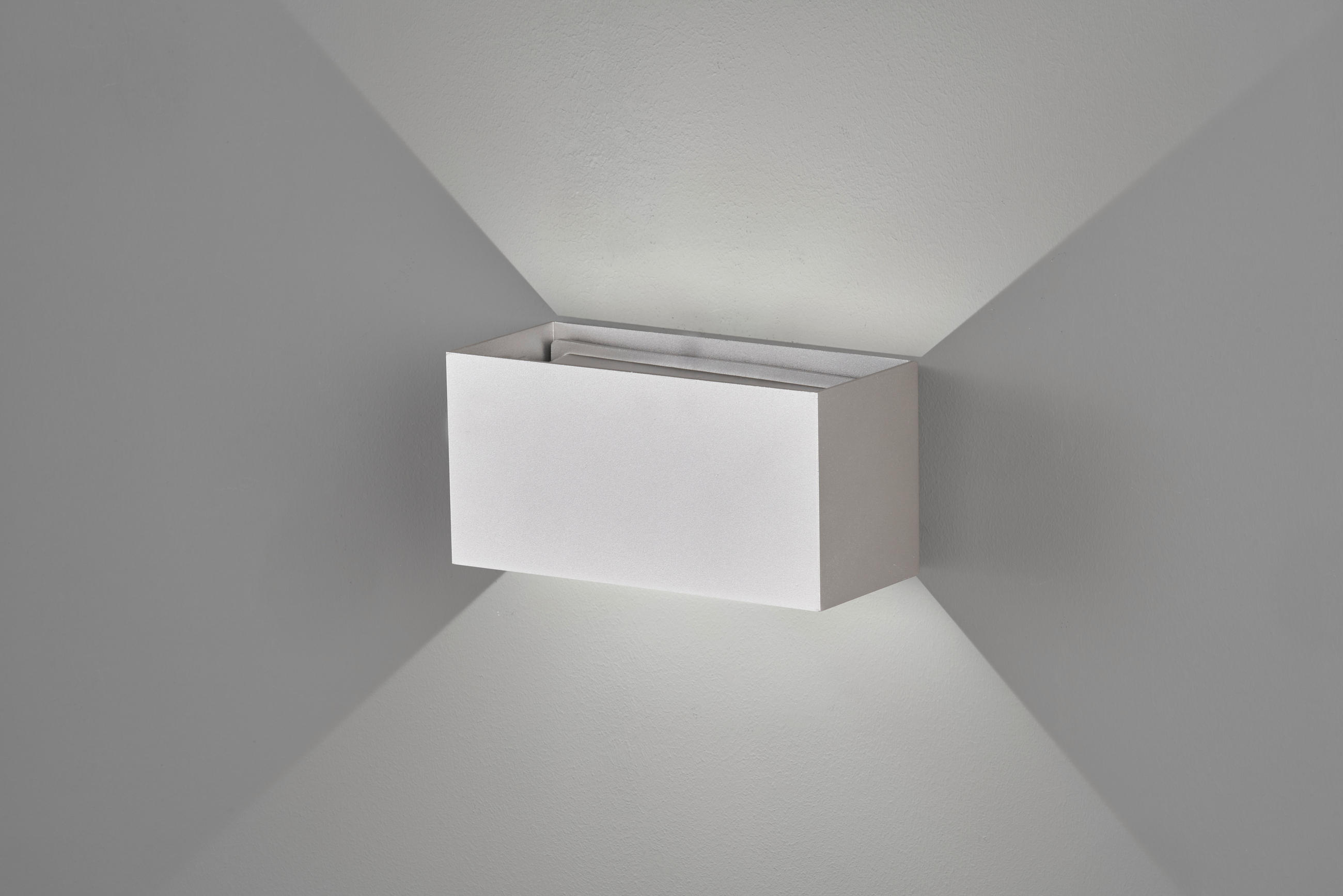 LED-WANDLEUCHTE Wallo 20/10/10 cm   - Silberfarben, Design, Metall (20/10/10cm) - Fischer & Honsel